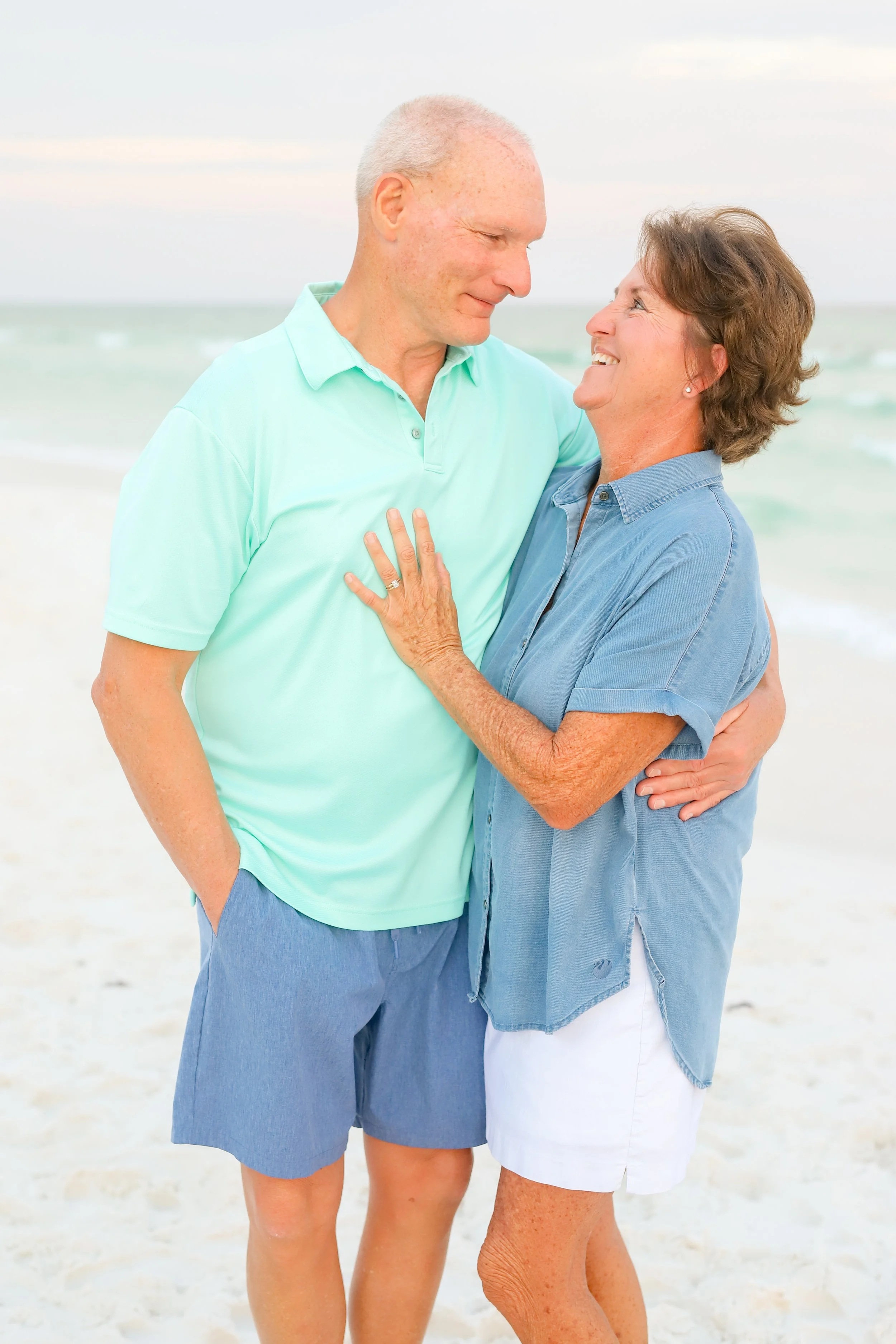 AmandaSheridanFamilyBeachSession-72.jpg