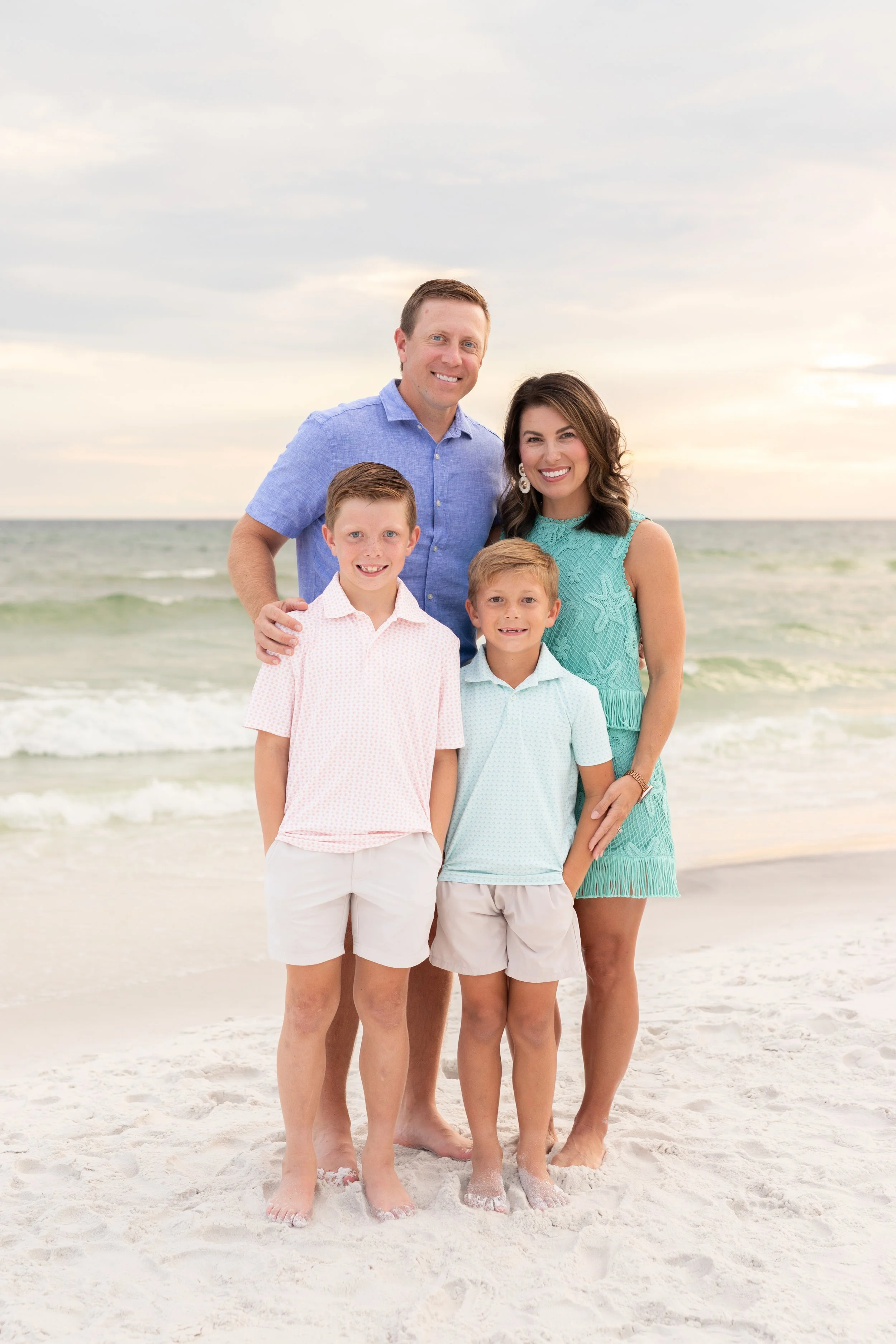 KatieKuntzFamilyBeachSession-02.jpg