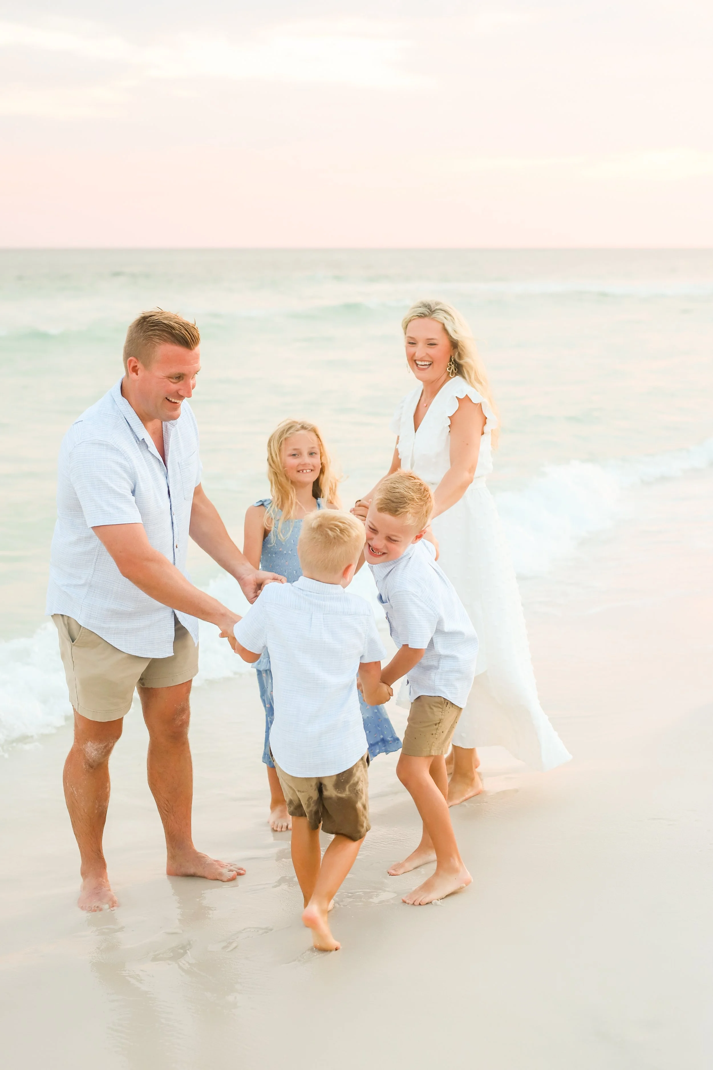AmandaSheridanFamilyBeachSession-90.jpg