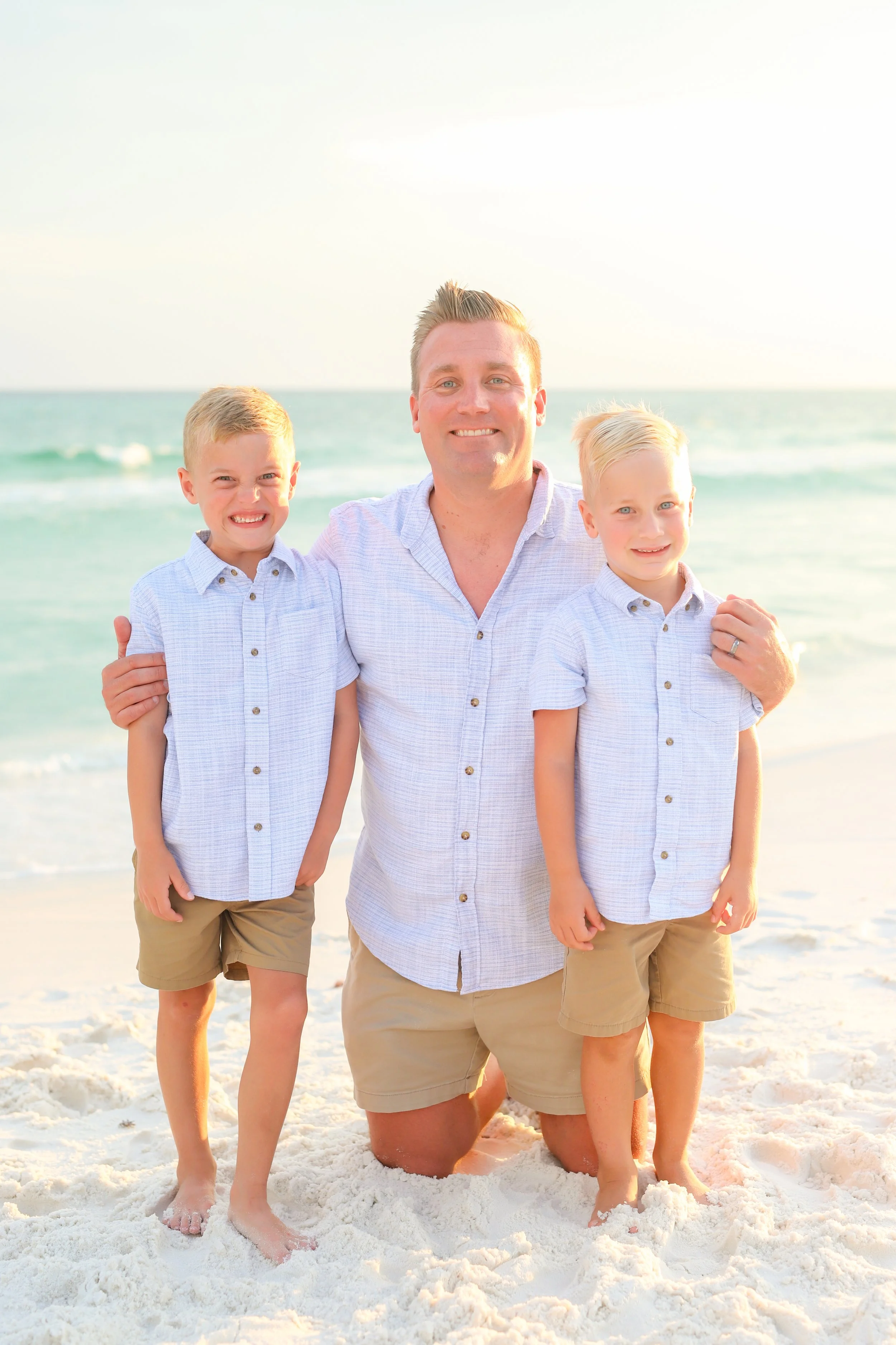 AmandaSheridanFamilyBeachSession-16.jpg