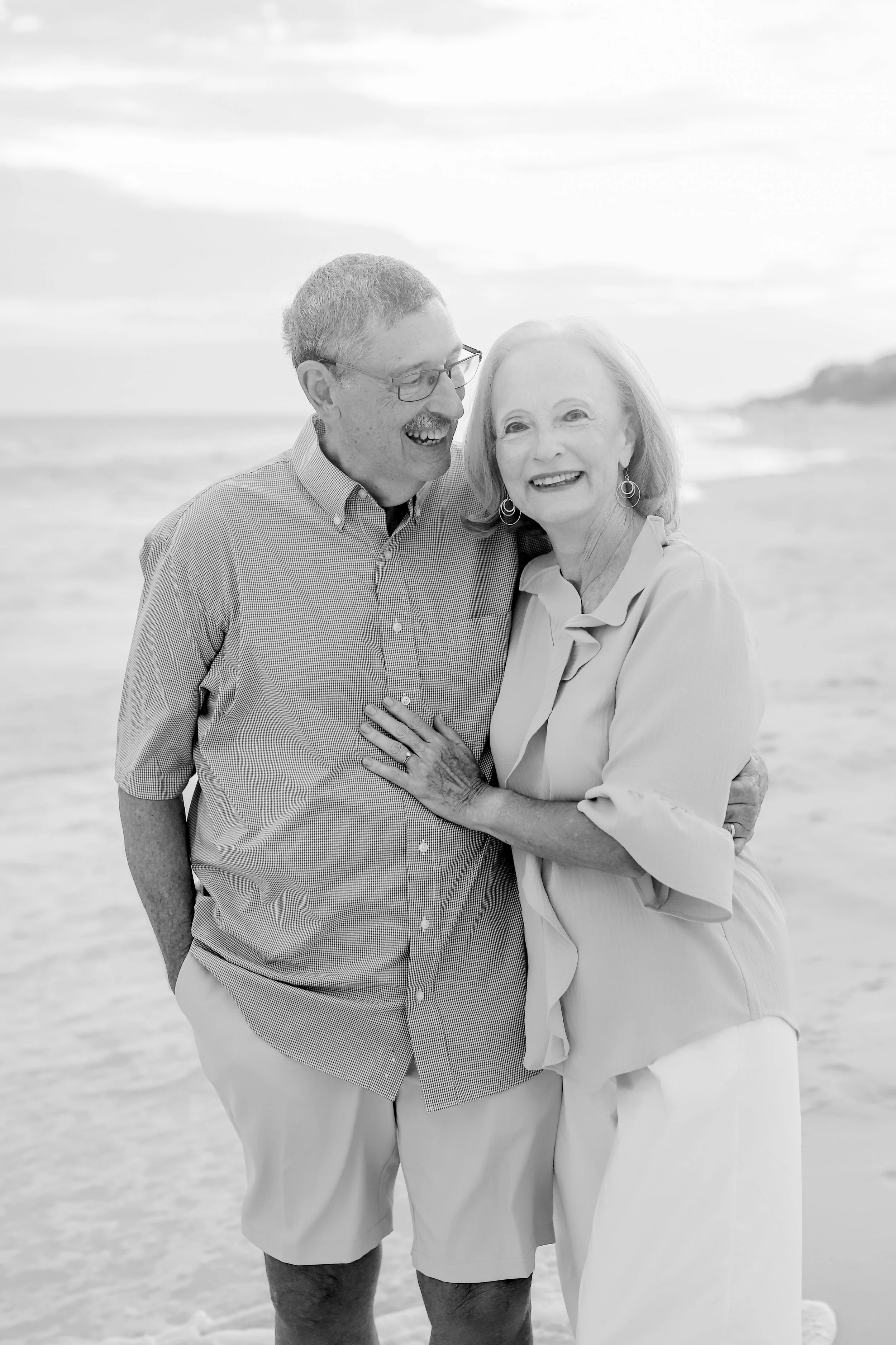 AmandaSheridanFamilyBeachSession-99-2.jpg