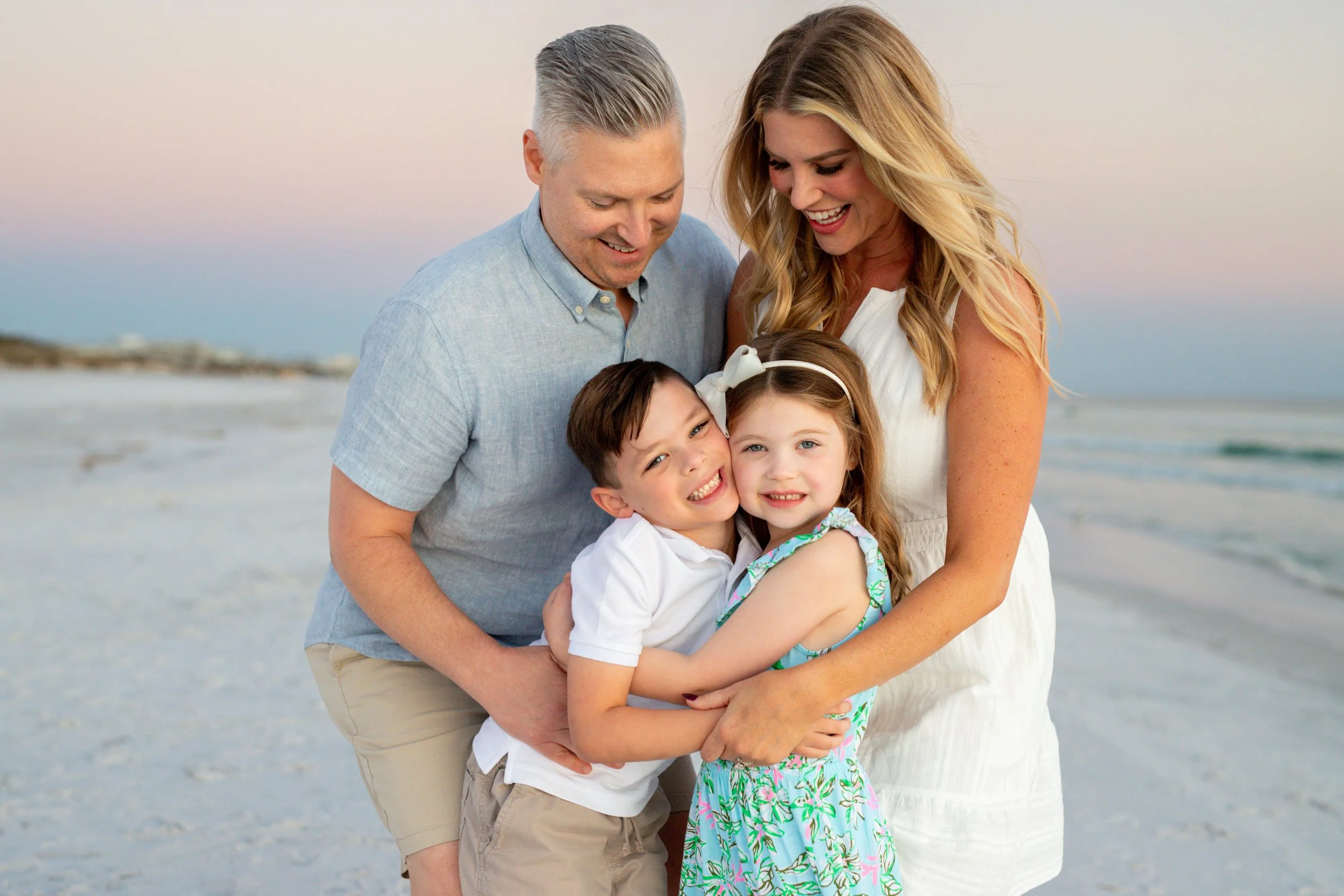 LindsayZimmermanFamilyBeachSession-90.jpg