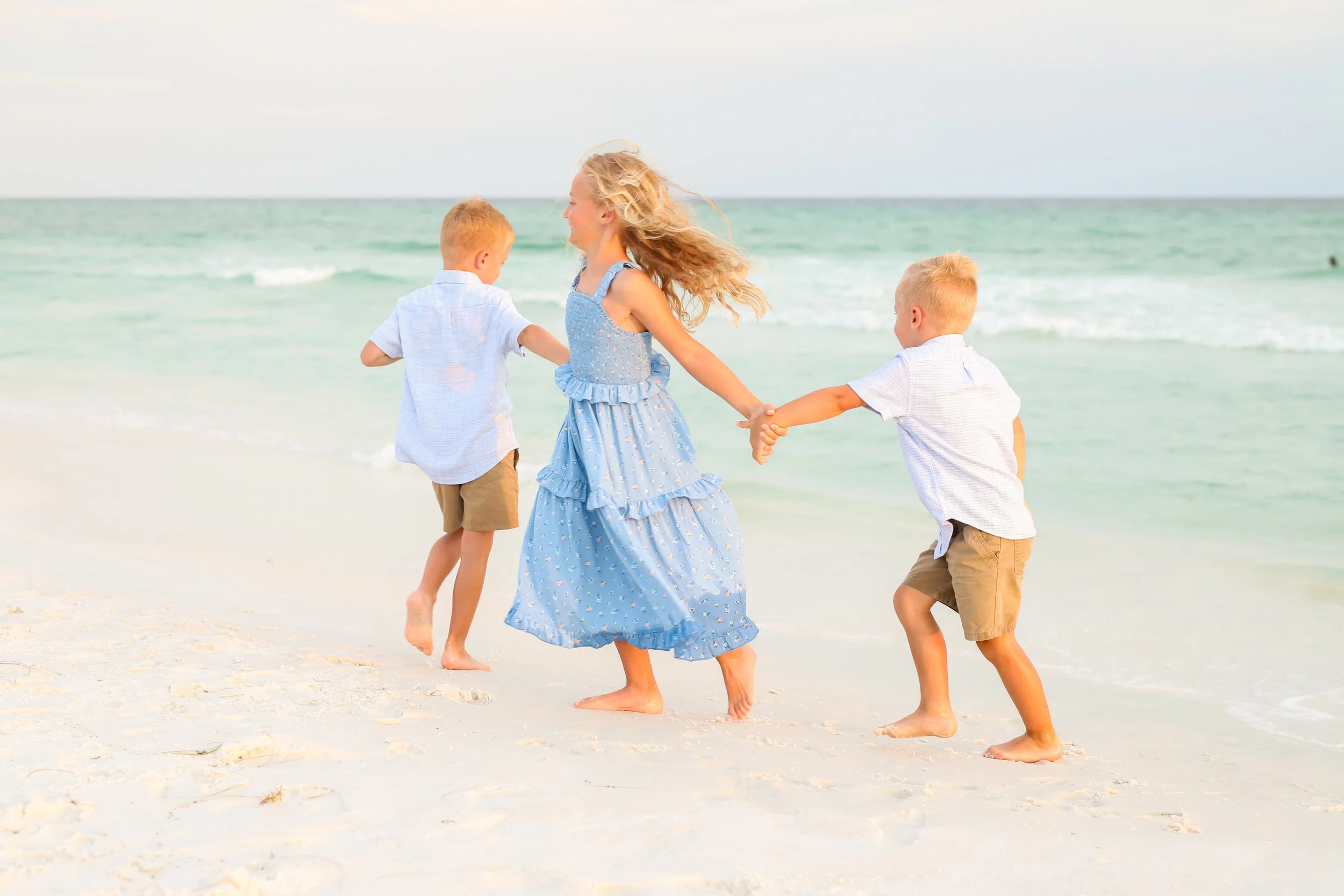 AmandaSheridanFamilyBeachSession-39.jpg