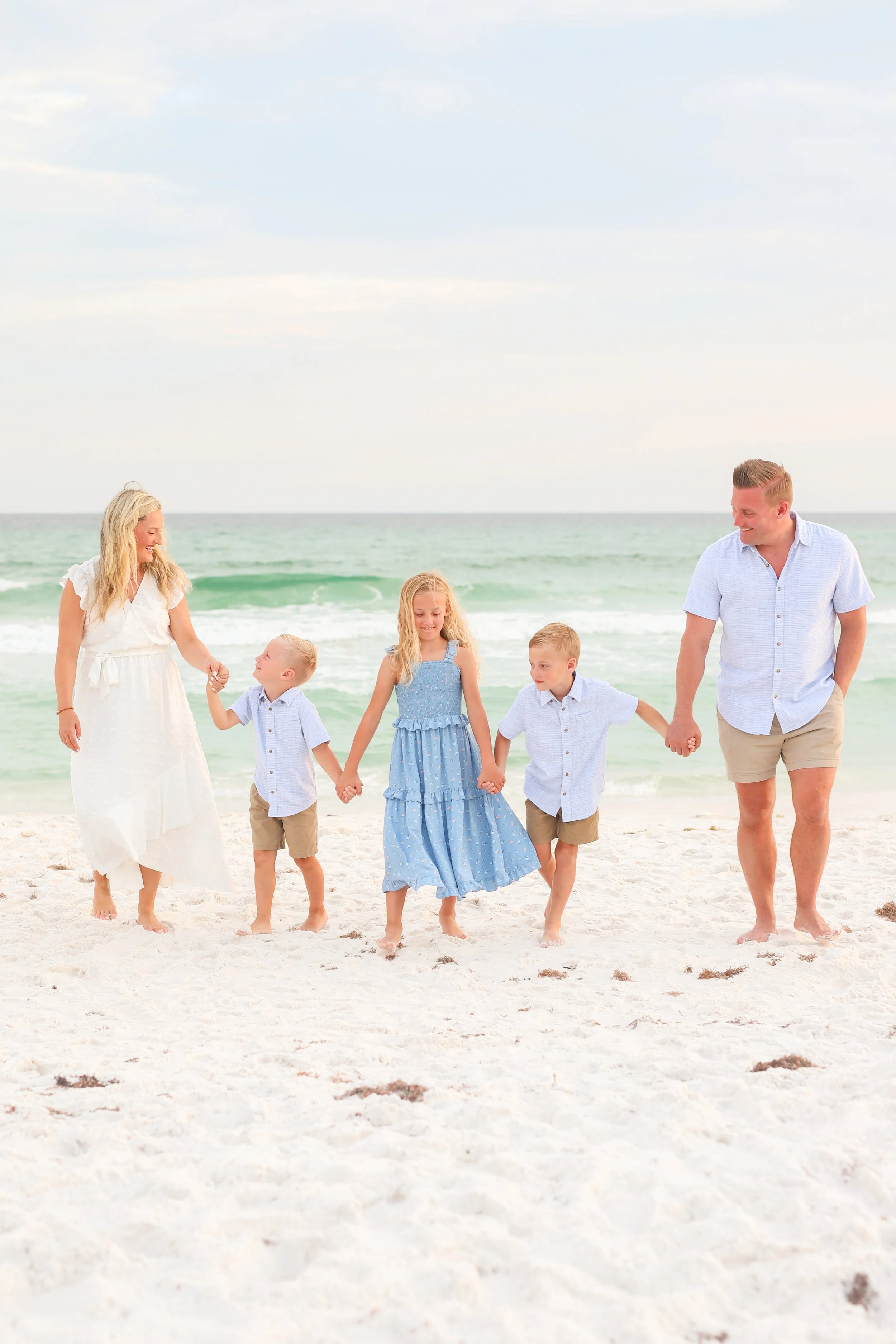 AmandaSheridanFamilyBeachSession-07-2.jpg