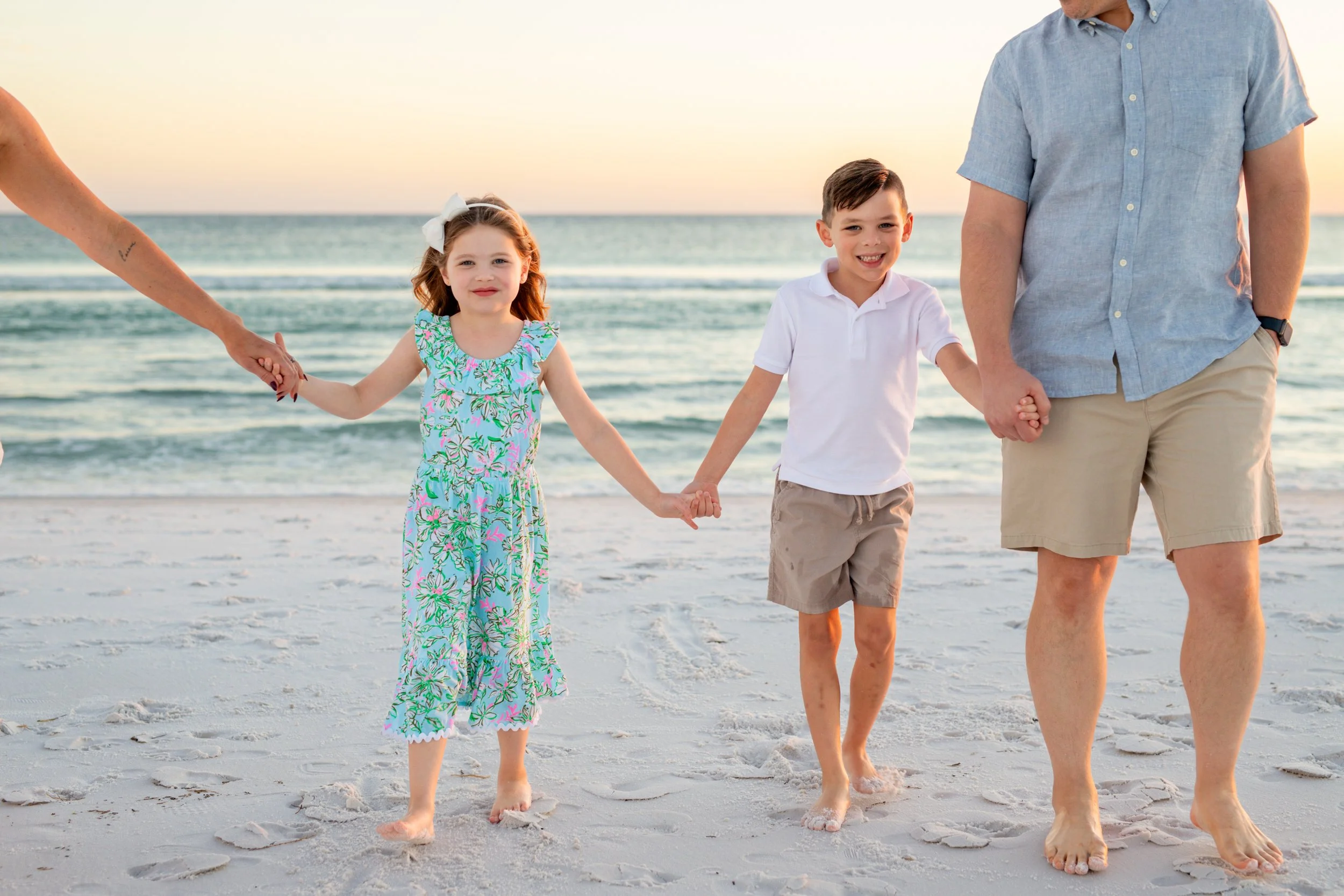 LindsayZimmermanFamilyBeachSession-58.jpg