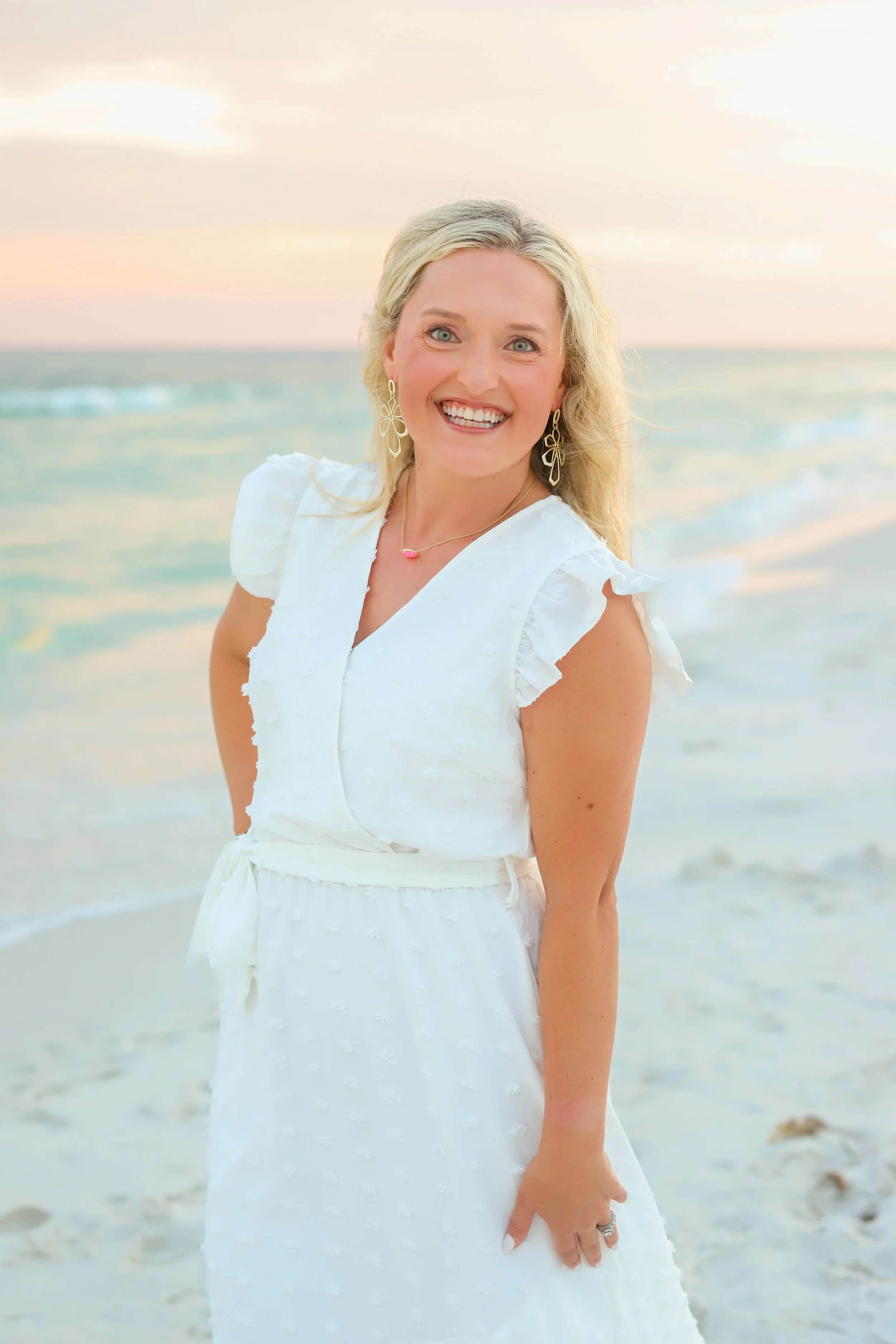 AmandaSheridanFamilyBeachSession-73.jpg