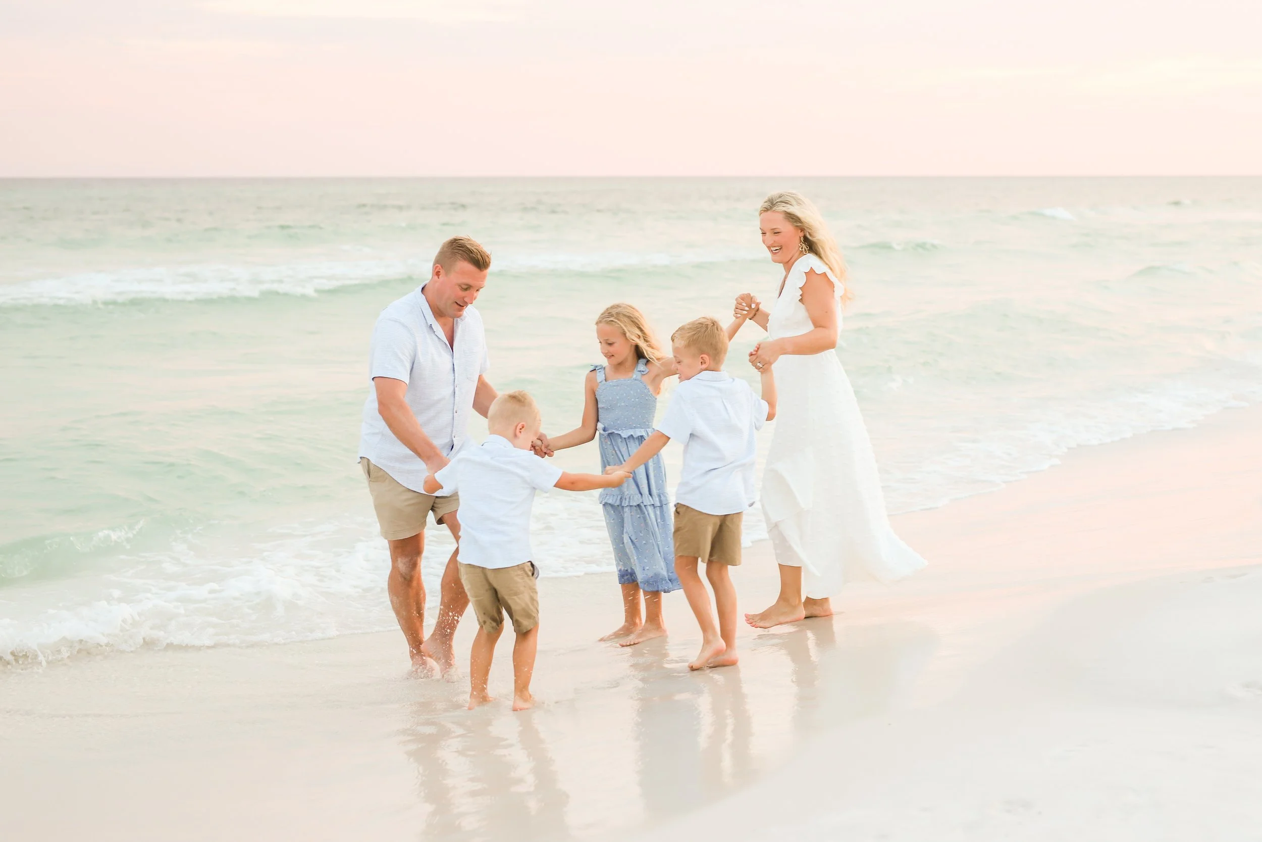 AmandaSheridanFamilyBeachSession-83.jpg