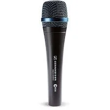 Sennheiser e935