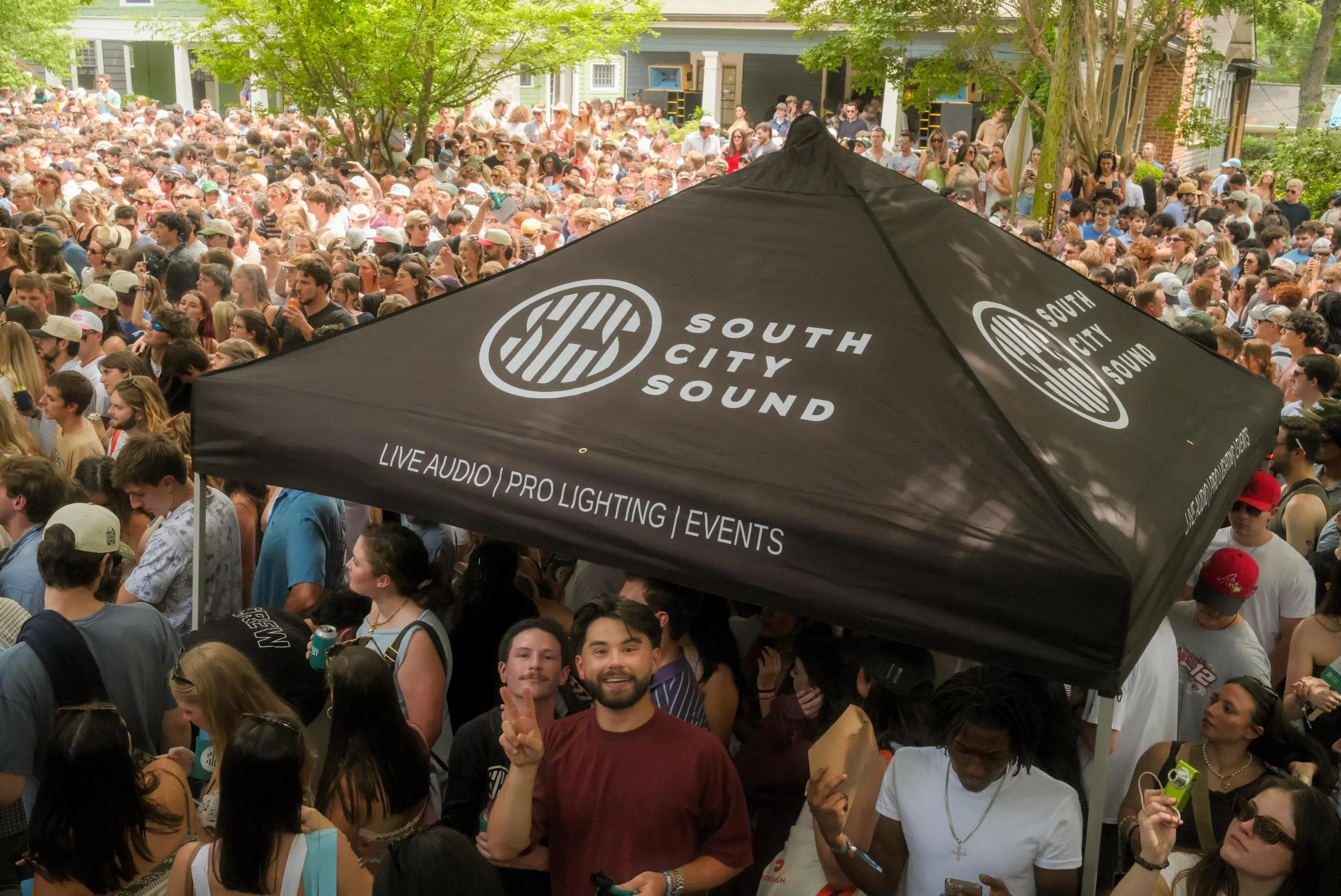 What a Saturday afternoon in @virginiahighlanddistrict !!!

Porchfest 2026 was a blast and we loved bringing the noise to the streets. We are proud to support such a fantastic festival right in our hometown. See you all next year! 

Cheers to @thegri