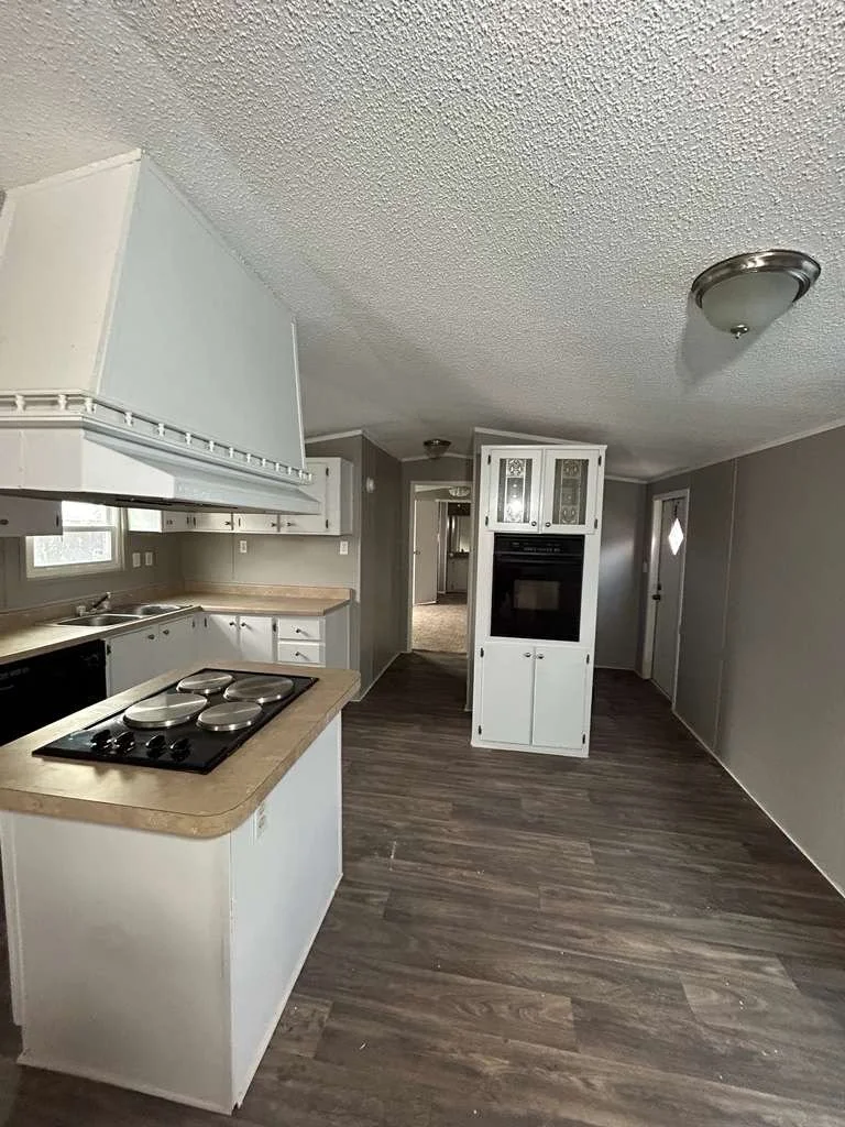 PHOTO-2026-01-09-17-06-35 4.JPG