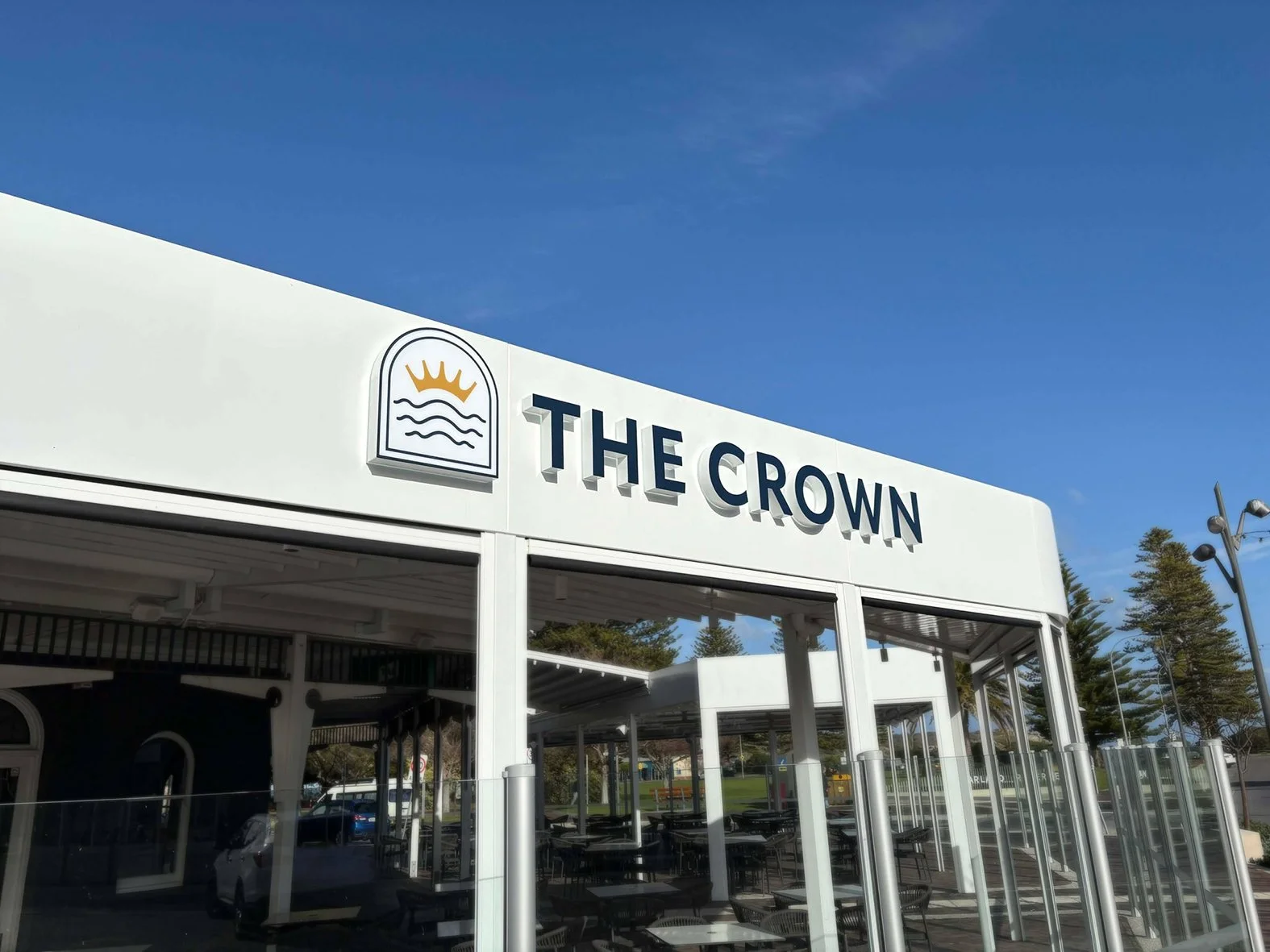 sidelit_crown.jpg