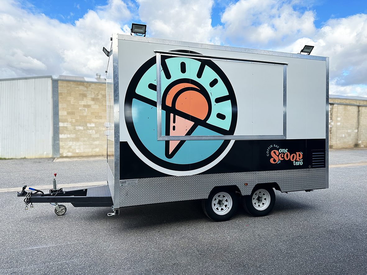 trailer_onescoop1.png