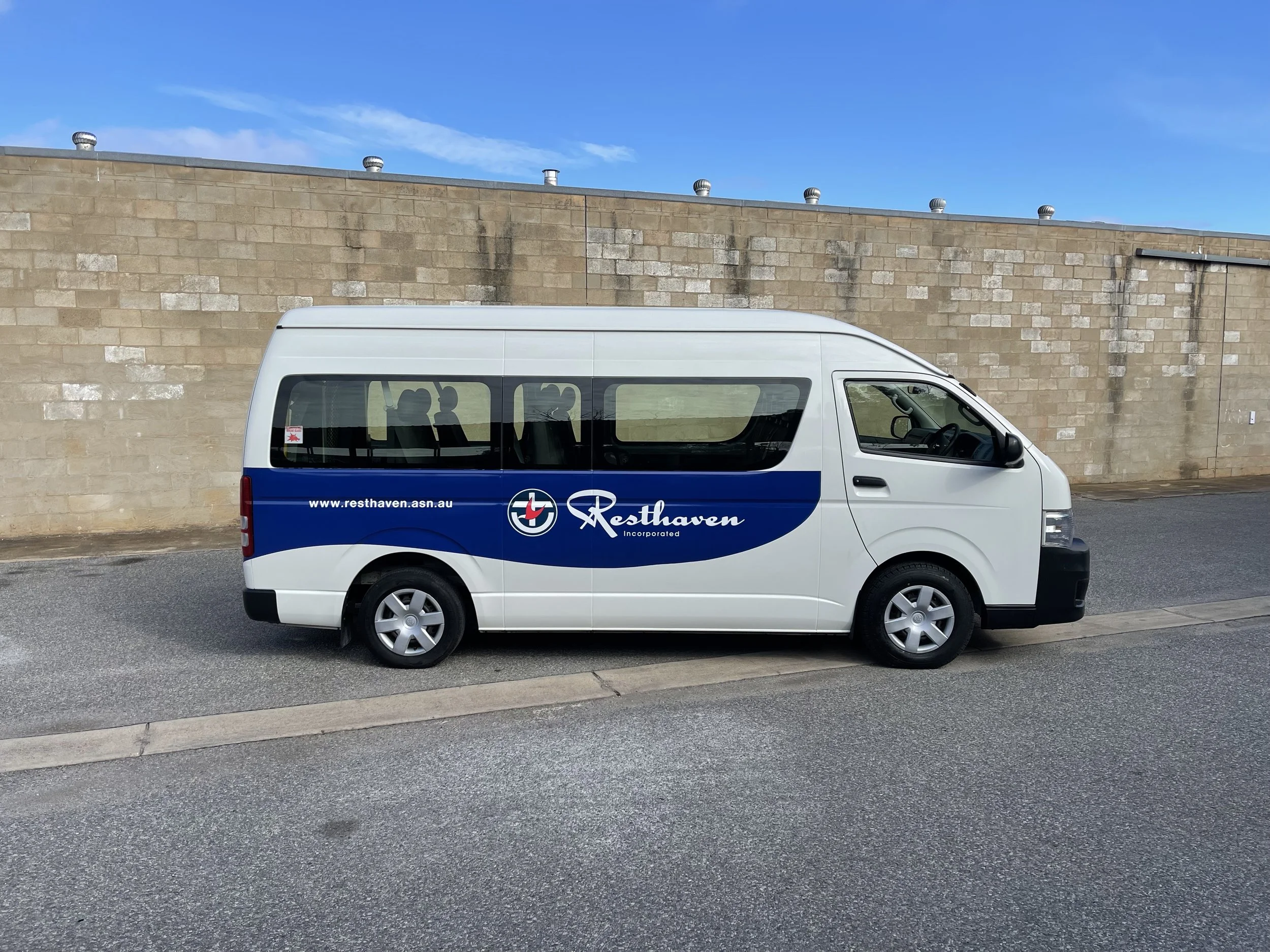 bus_resthaven.JPG