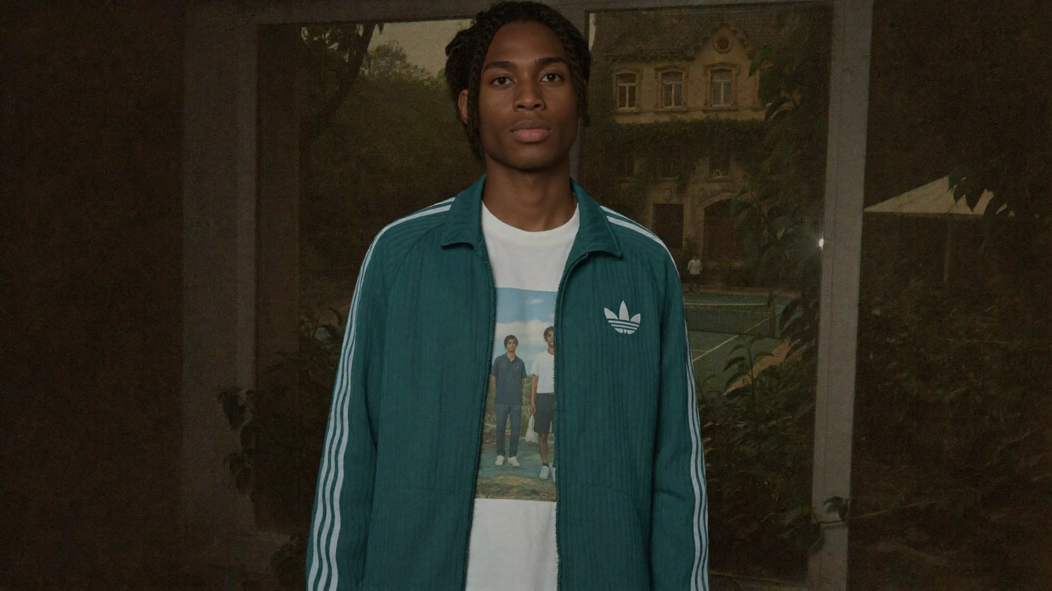 AI product photography and AI brand imagery for advertising, ecommerce, websites, and social campaigns. Studio-quality visuals built for modern marketing.