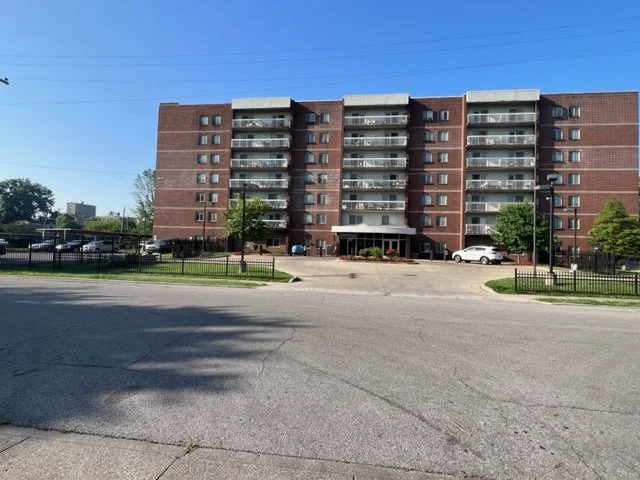 Exterior 4.jpg