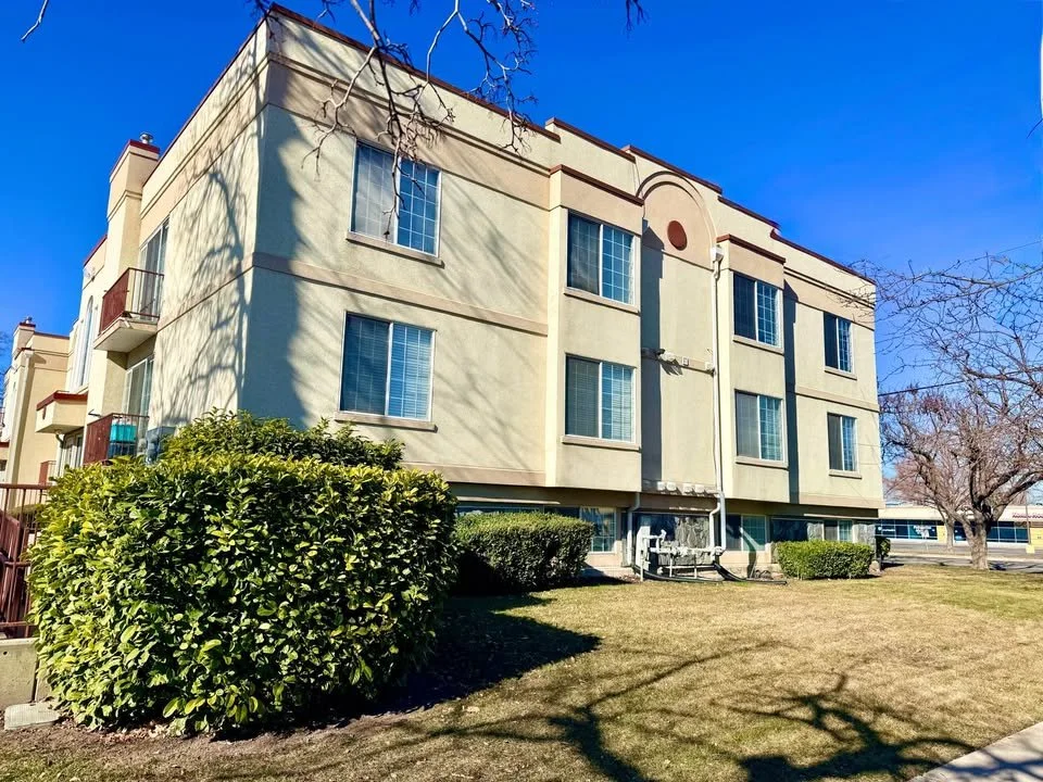 Edison Bldg1.jpg