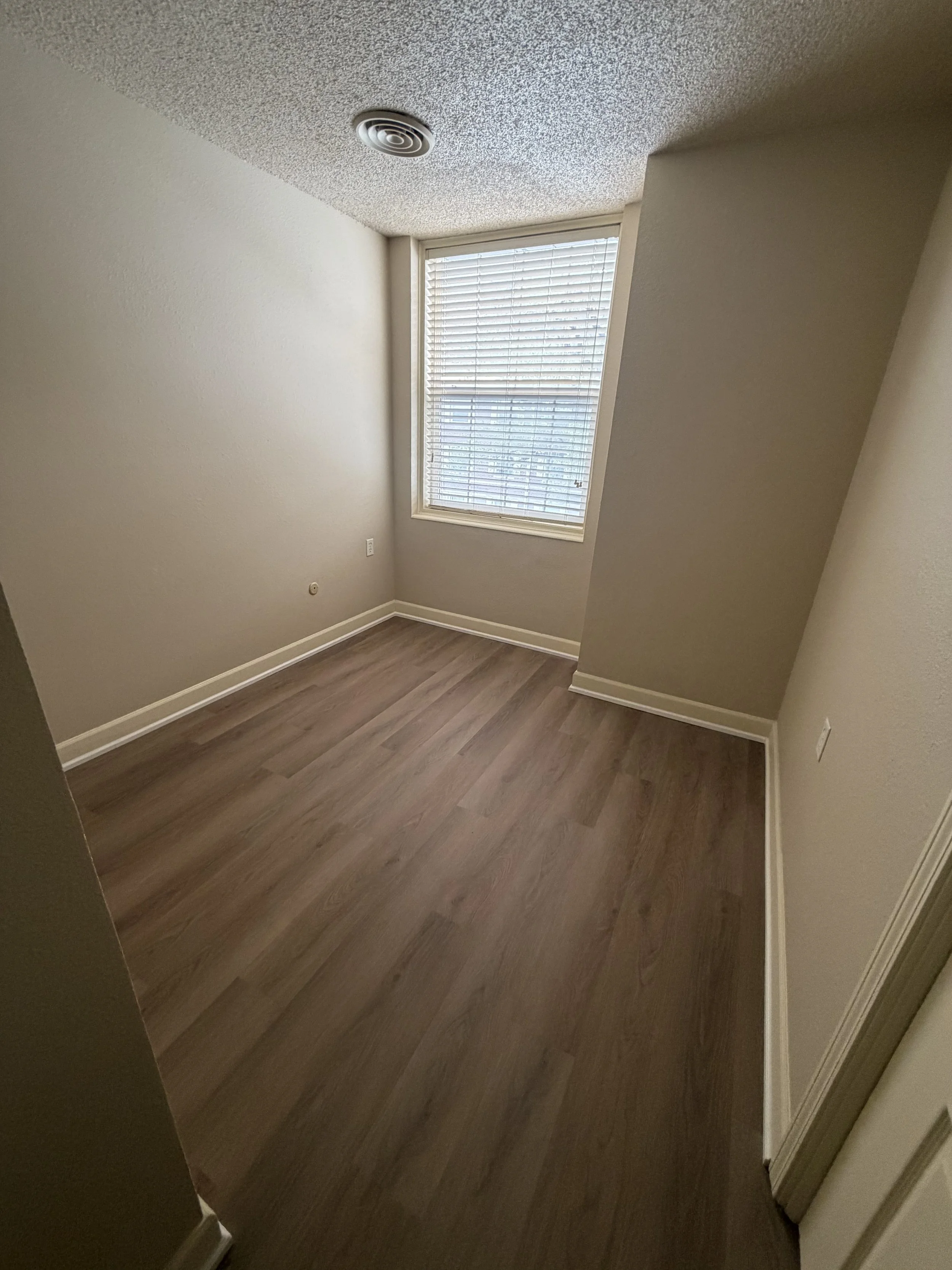 1-320 Bedroom.jpeg