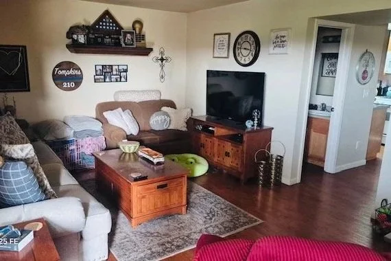 Stonegate+2+Bedroom+Photo.jpg