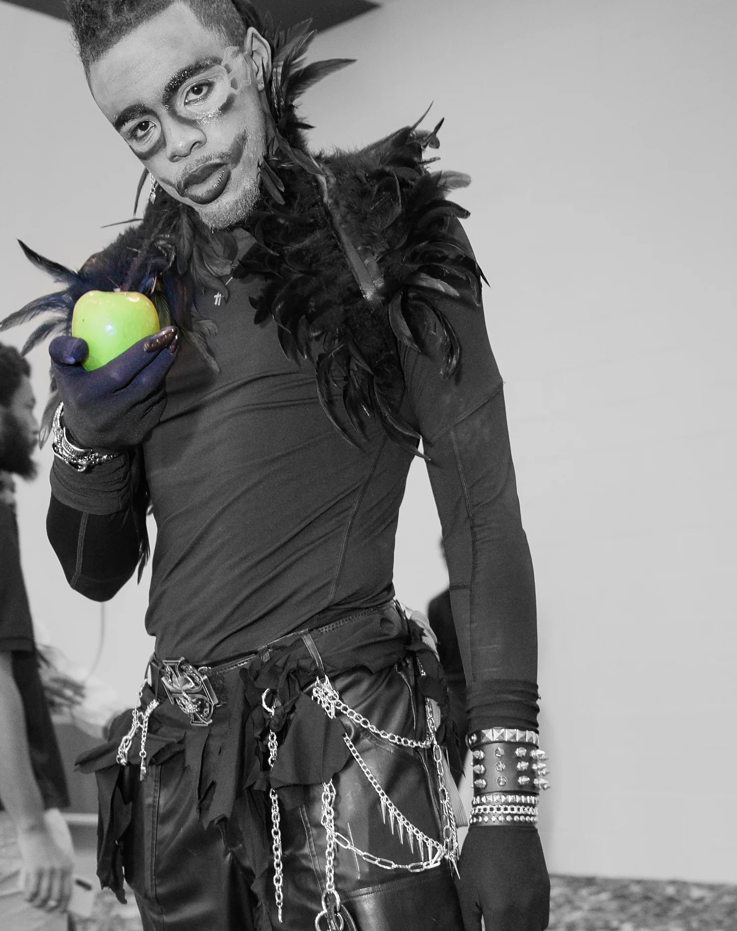 Death Note cosplay portrait with a green apple at GalaxyCon