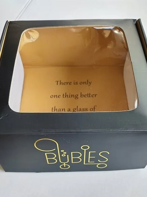 Bubles brand gift box for mini bottles.jpeg