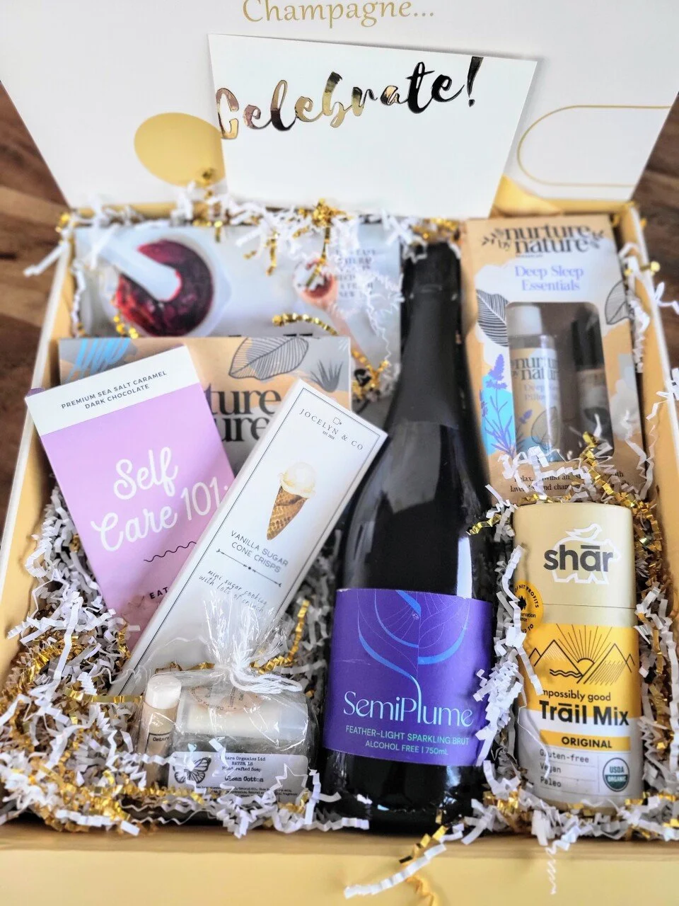 sEMI-pLUME non-alcoholic-the feel better gift.jpeg