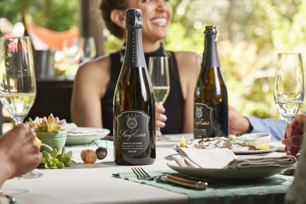 220726_KingEstate_OutdoorDining6712_Proof-copy-1024x683.jpg
