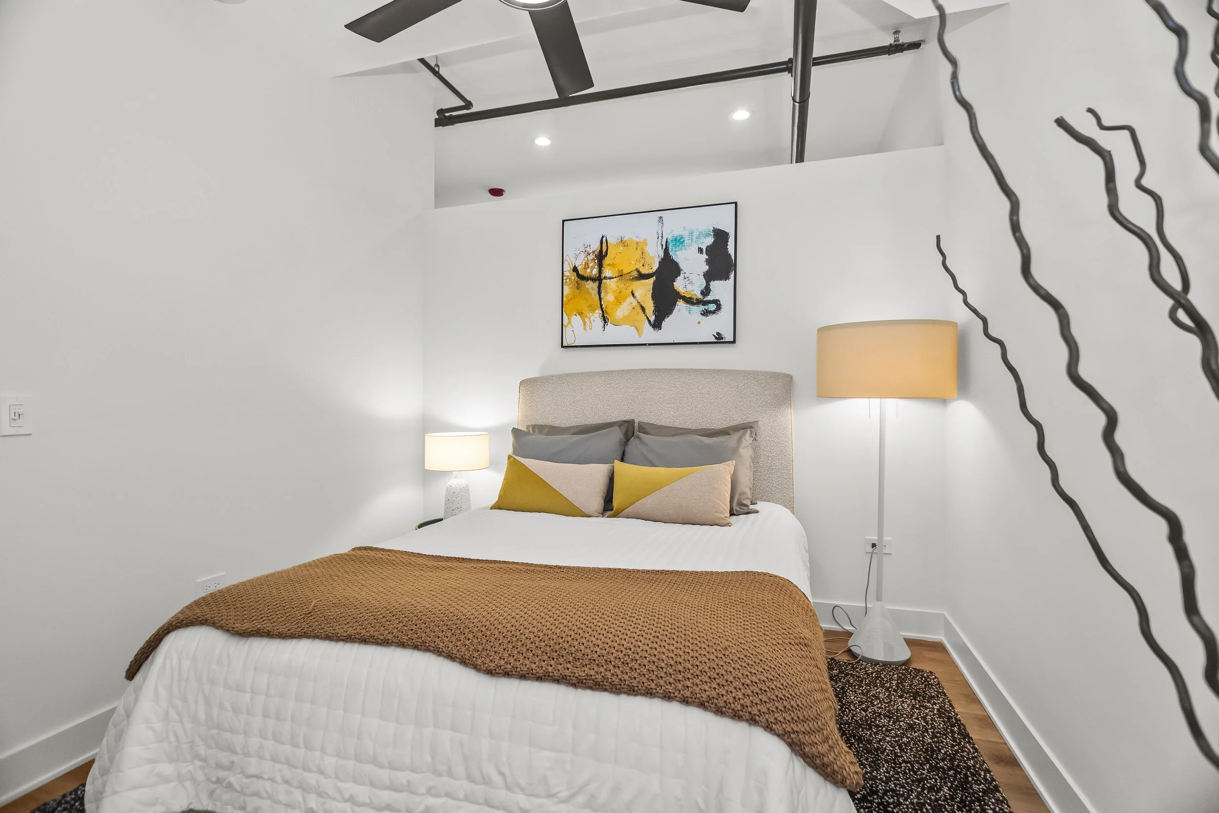 hdr_v511665_1bed3.jpg
