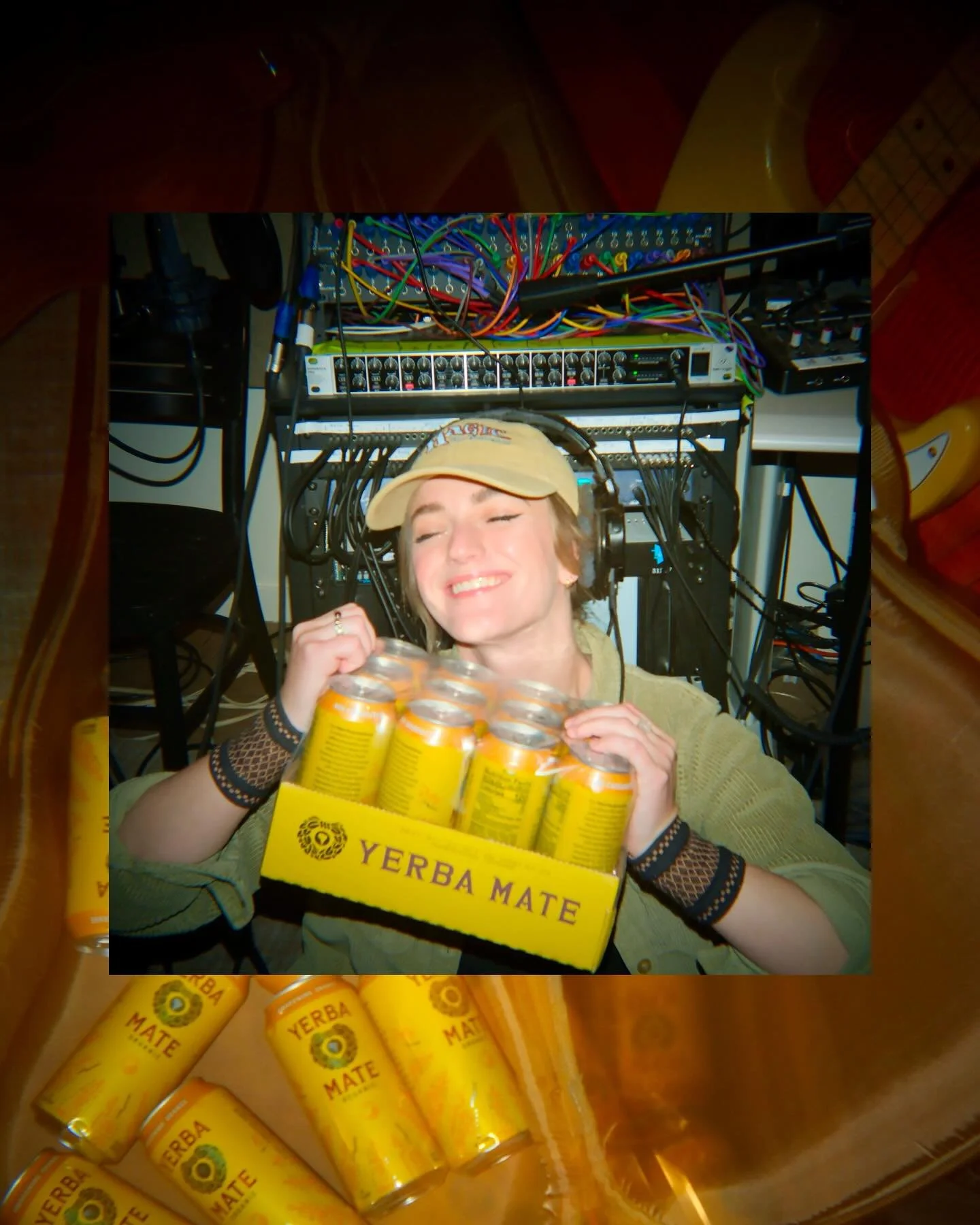 If you have encountered me IRL at any point in the past 10 years, I more than likely had a Yerba in-hand, plus a backup yerb in backpack&hellip; and probably in my pocket&hellip; and probably one for you too 💫😉

🍃 Yes - in the past decade I have s