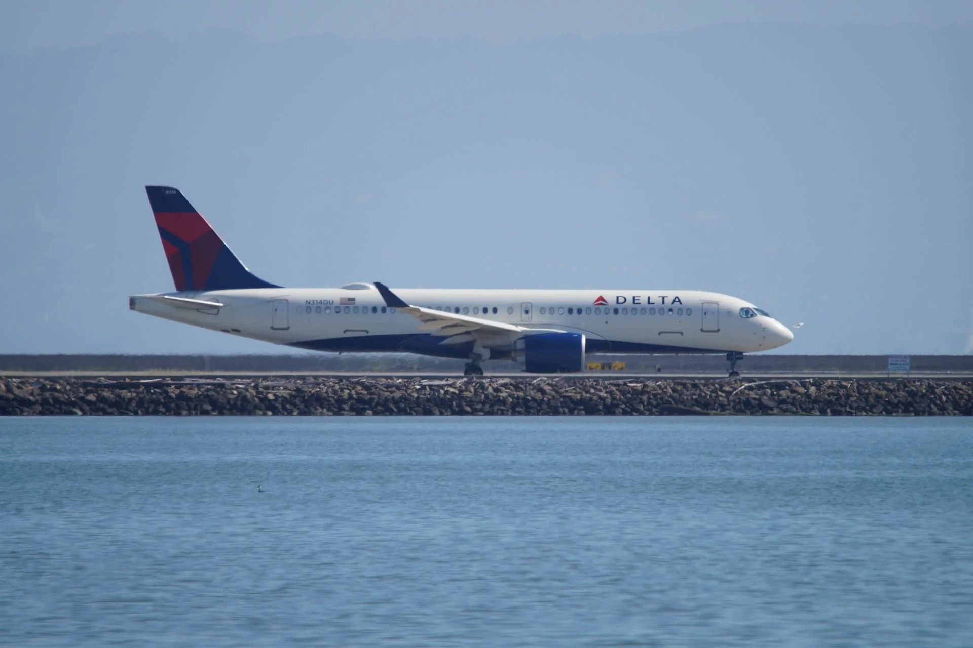 Delta Air Lines - N314DU - Airbus A220-300