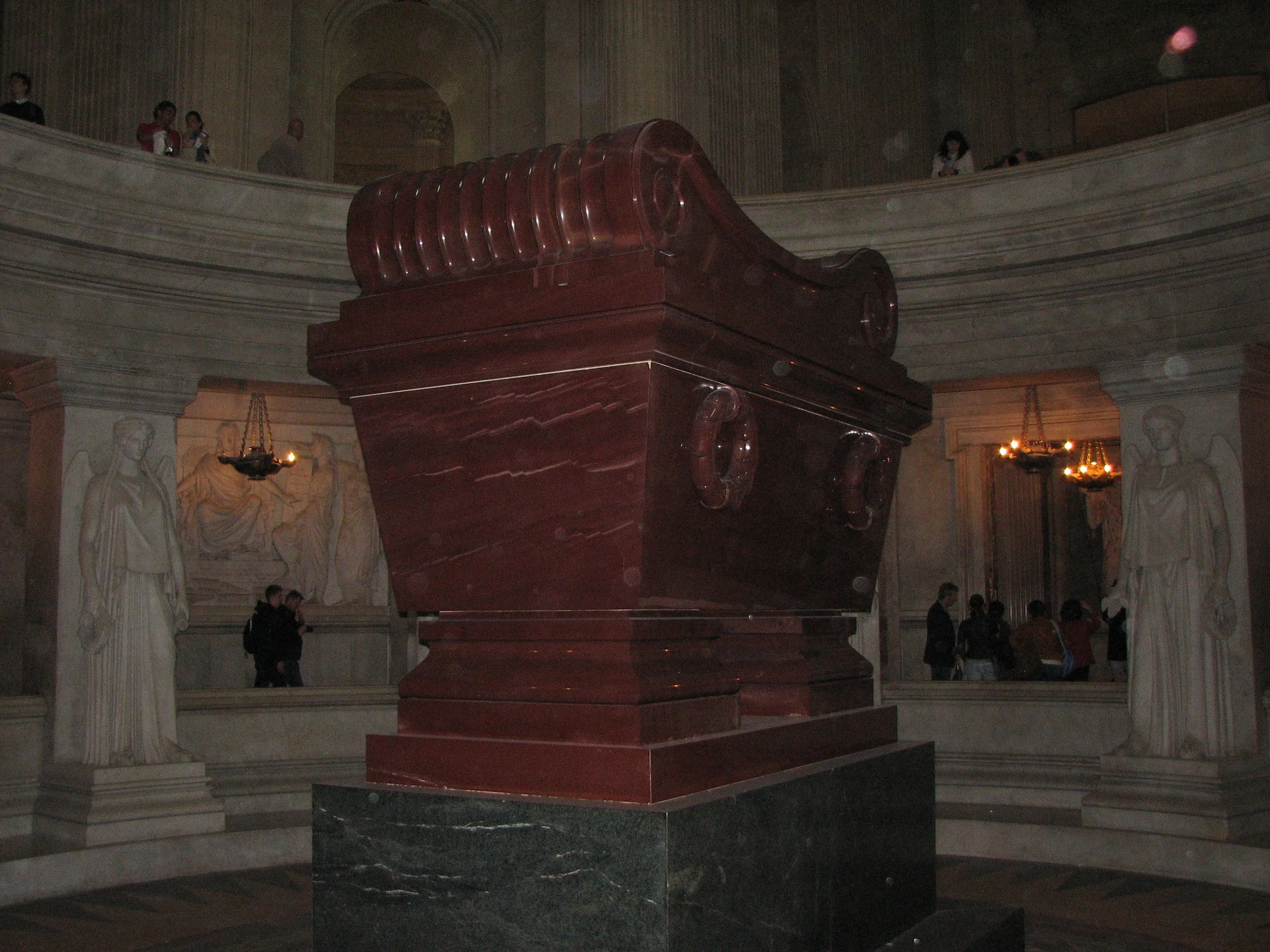 Hotel des Invalides and Army Museum - Napoleon's Tomb