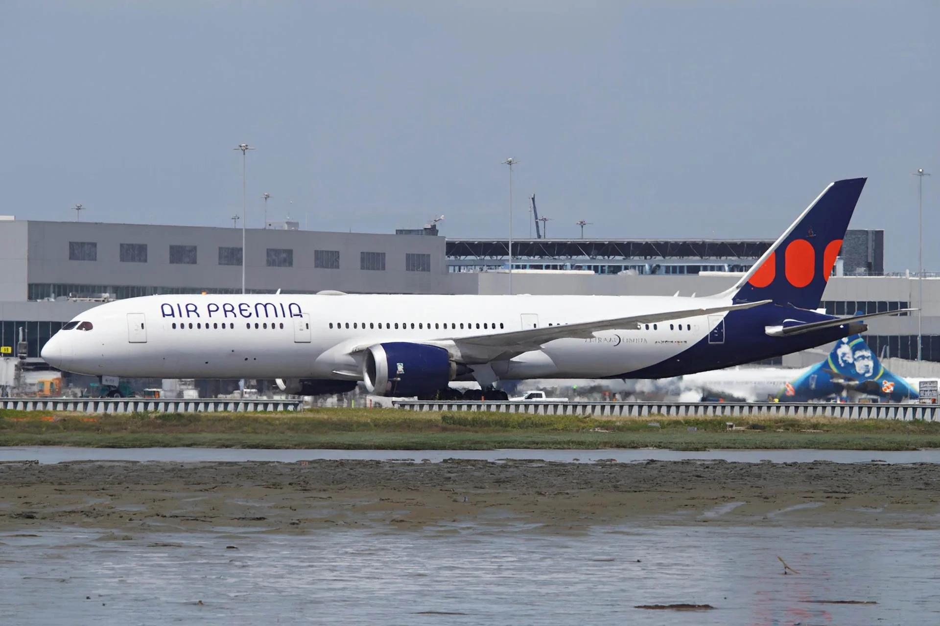 Air Premia - HL8387 - Boeing 787-9 Dreamliner