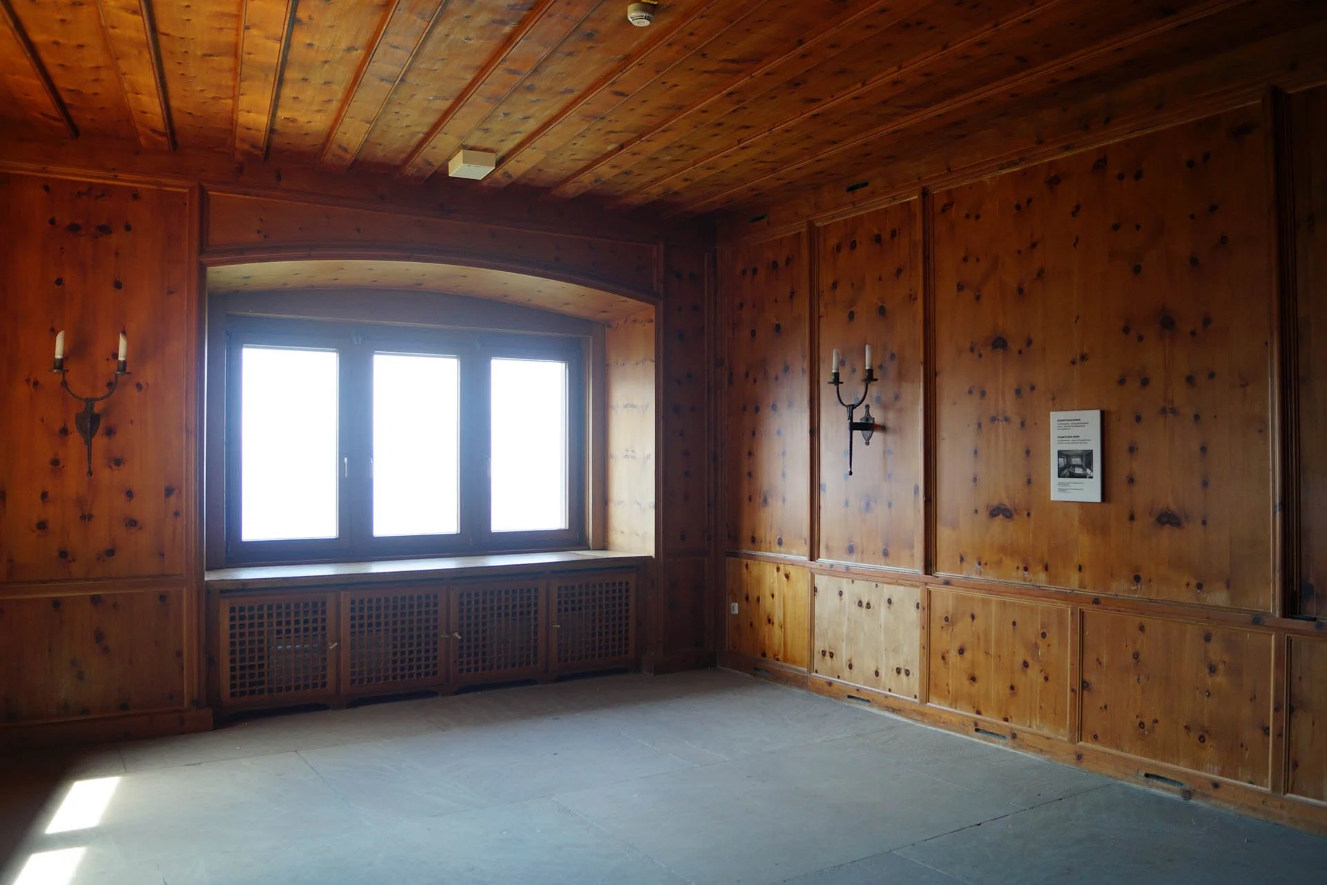 The Eagle's Nest Tour - The Scharitzkehl Room