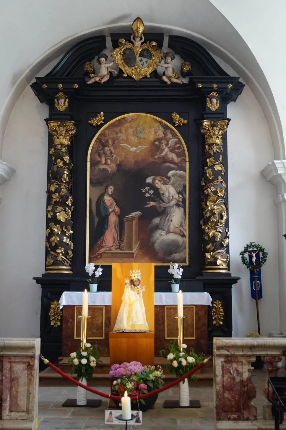 Mondsee - Altar in St. Michael's Basilica