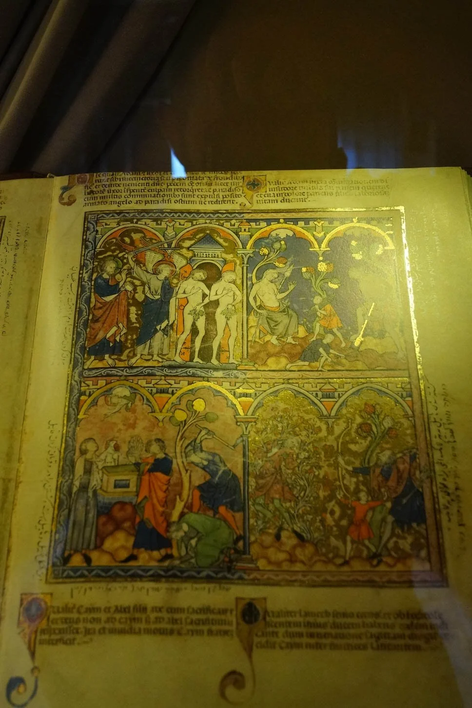 Chateau-Fort de Bouillon, The Bible of the Crusade