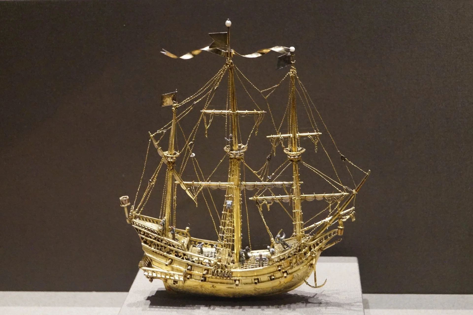Vienna - Kunsthistorisches Museum - Model of a Galleon