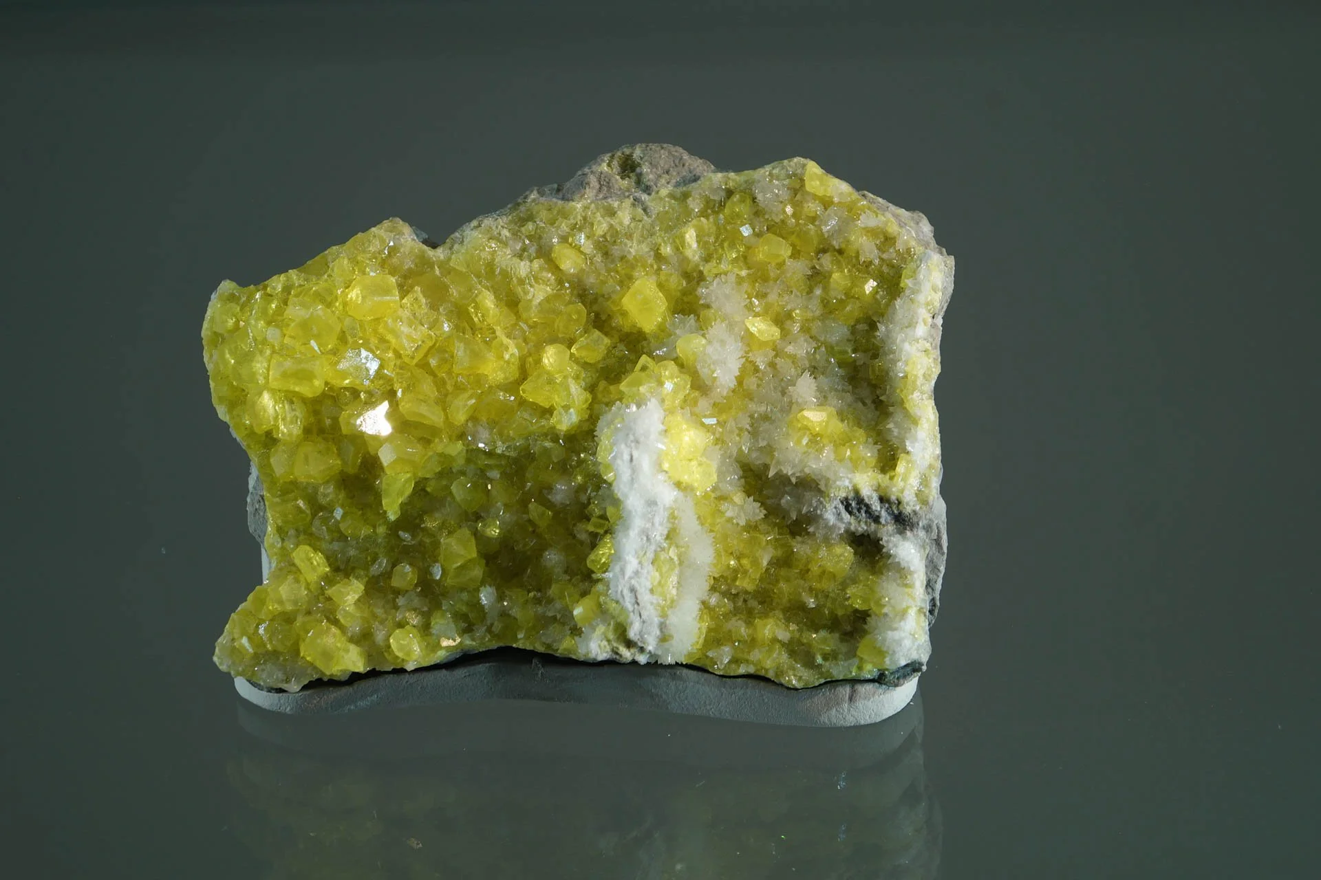 Museum of Natural History: Sulfur