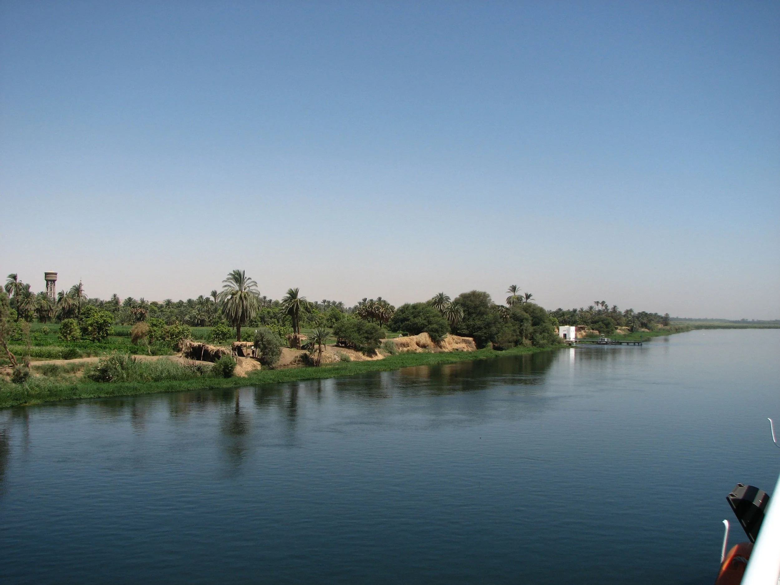 Sailing on the Nile from Aswan to Luxor
