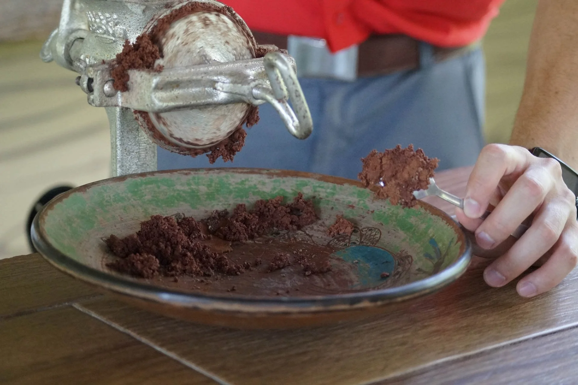 Don Juan Chocolate and Coffee Tour - the process of making chocolate