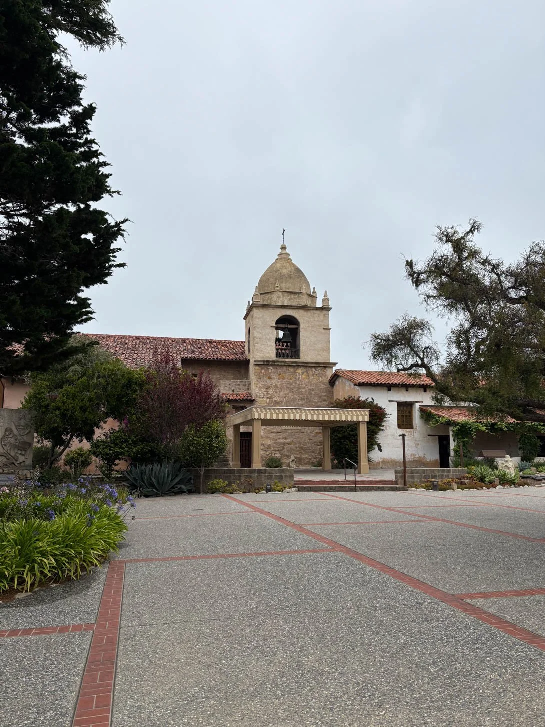Mission San Carlos Borromeo del Río Carmelo