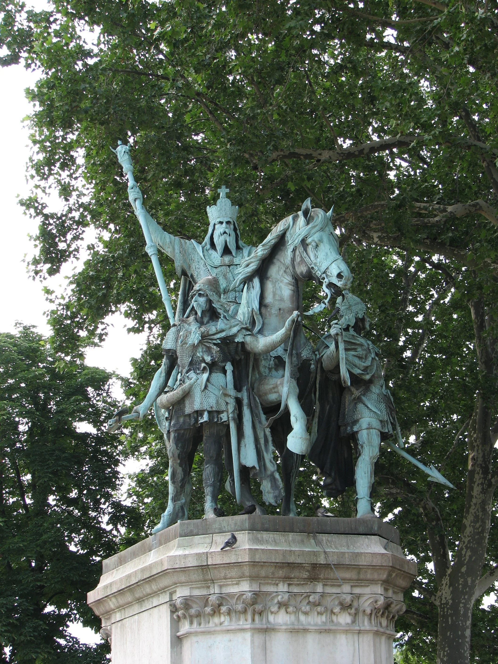 Cathedral of Notre Dame - Statue of Charlamagne
