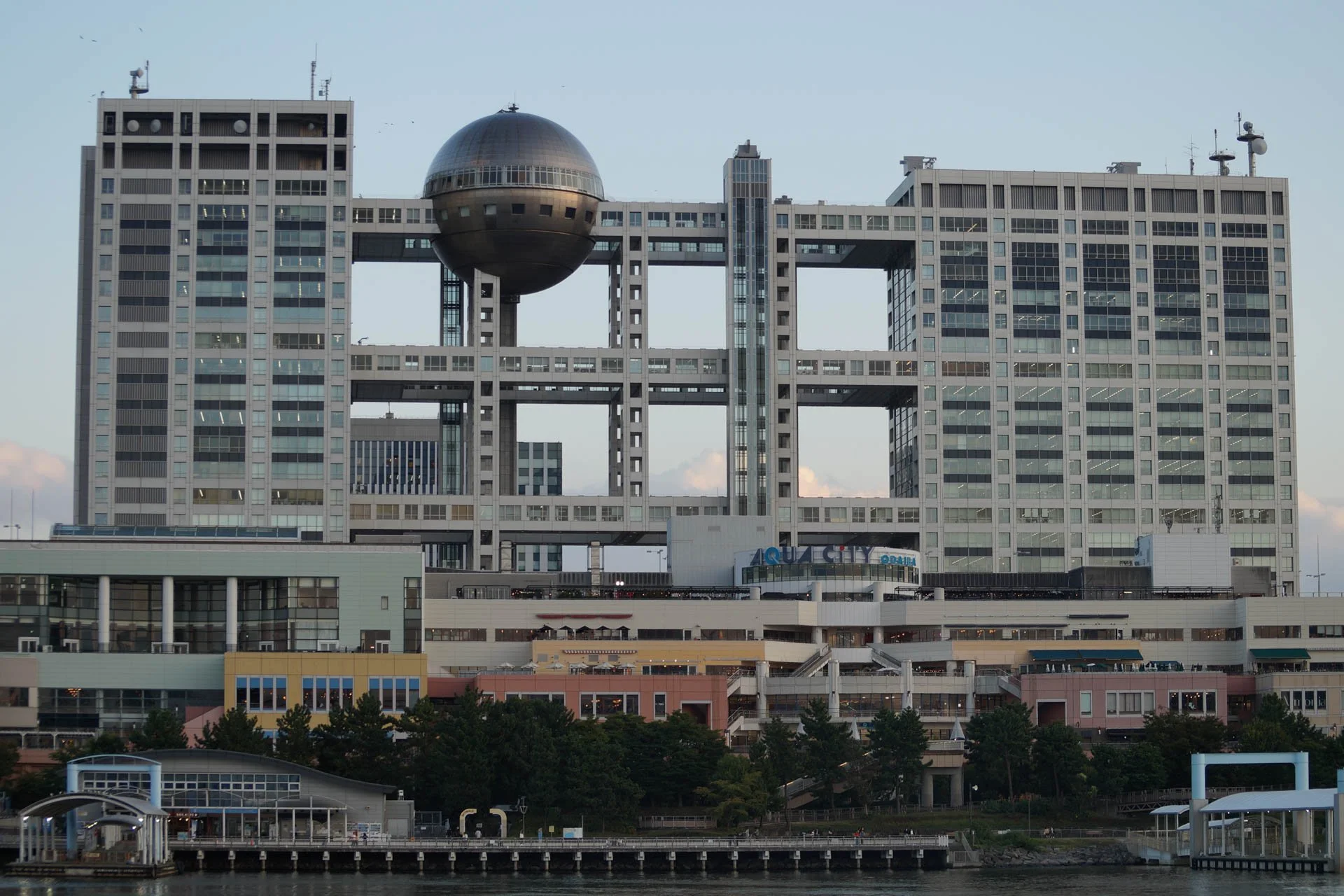 Tokyo - Fuji TV Building