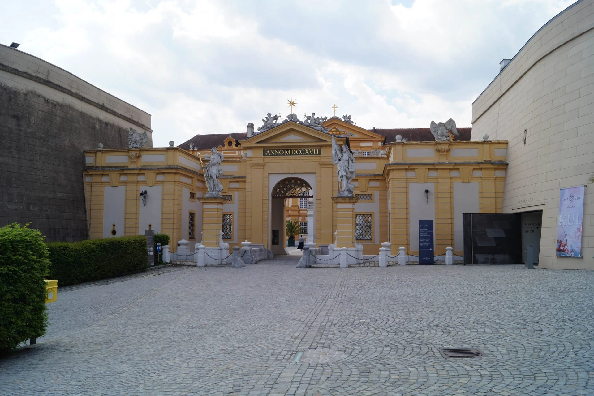 Danube Valley Day Trip from Vienna - Melk Abbey