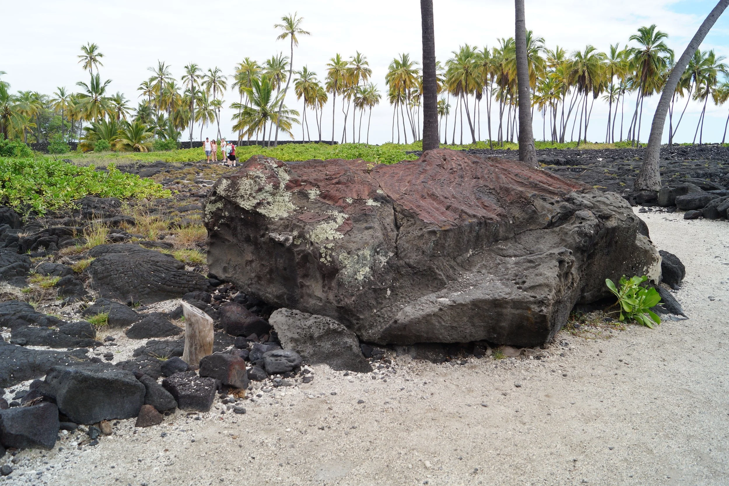 Pu'uhonua O Hōnaunau National Historical Park - Ka'ahumanu Stone