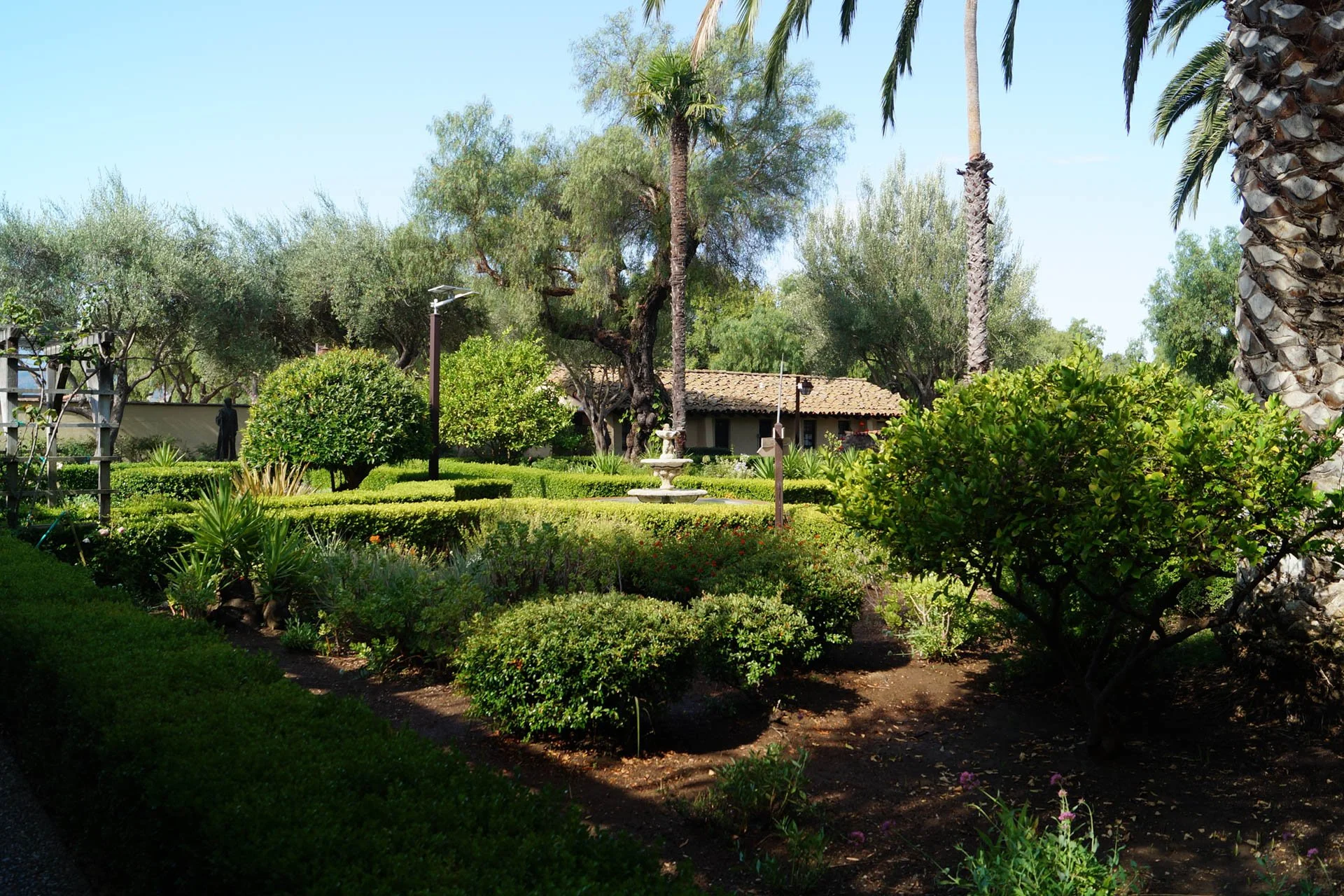 Mission Santa Ines: Garden