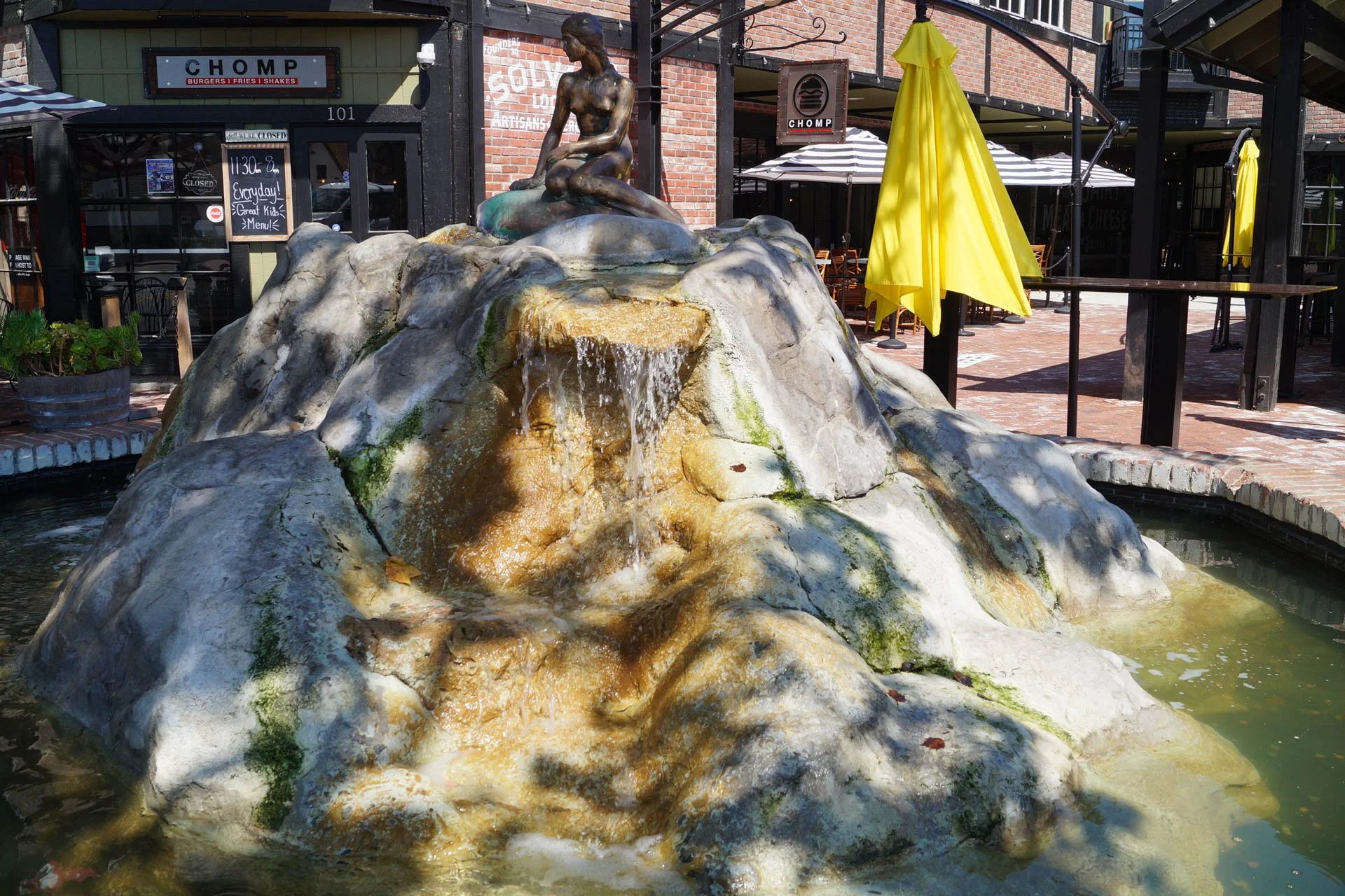 Solvang: Little Mermaid Fountain