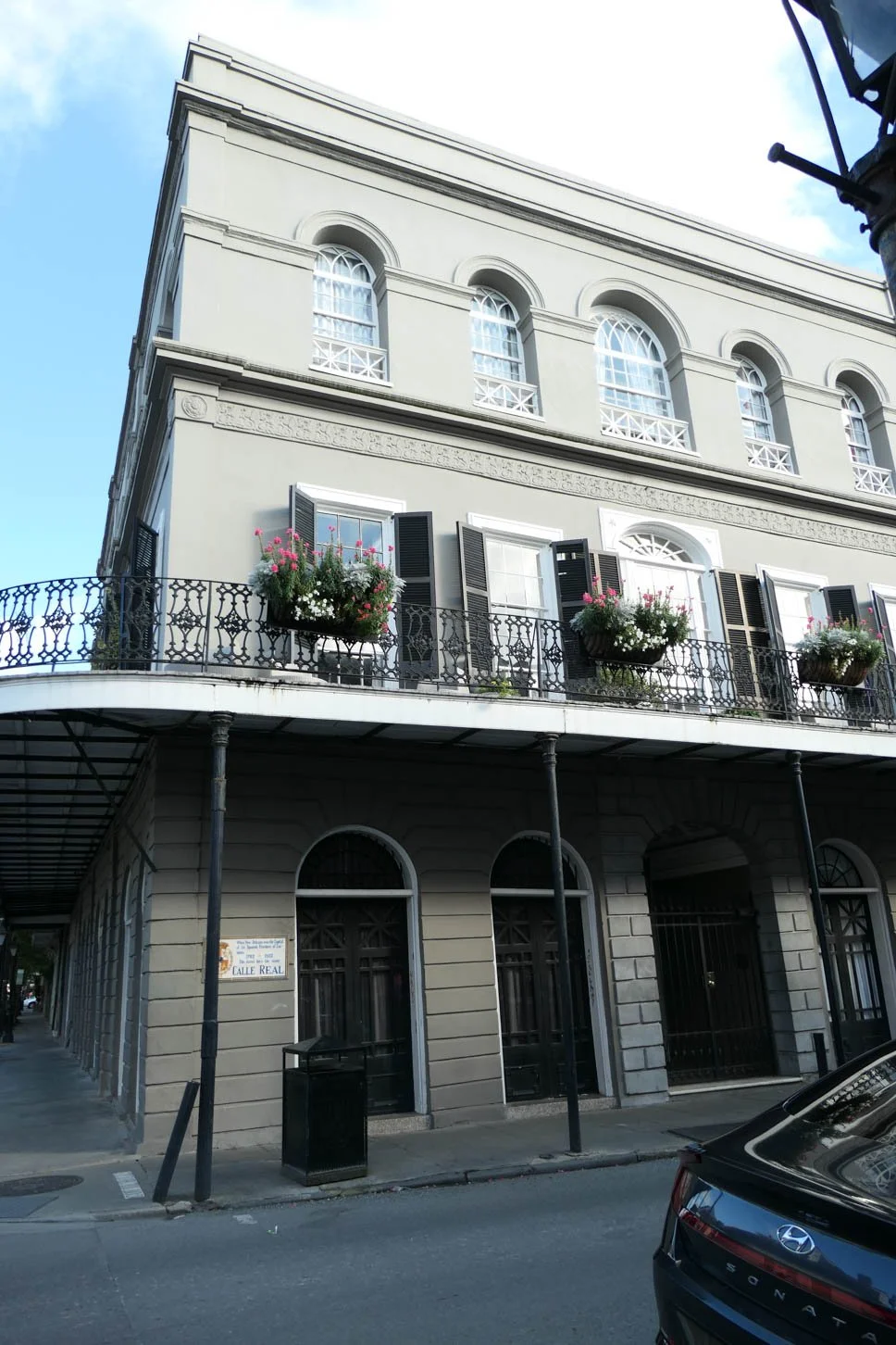 New Orleans Tour - LaLaurie Mansion