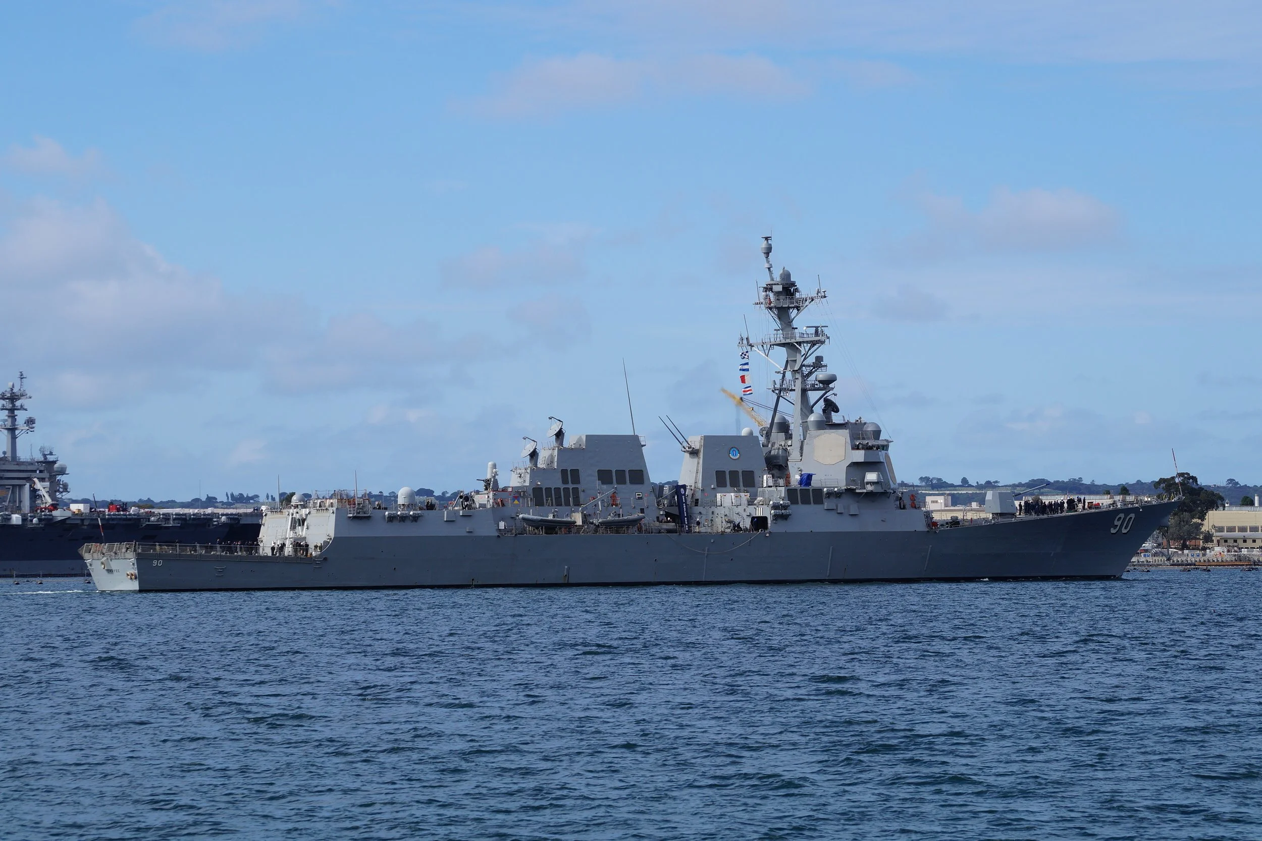 USS Midway: Destroyer