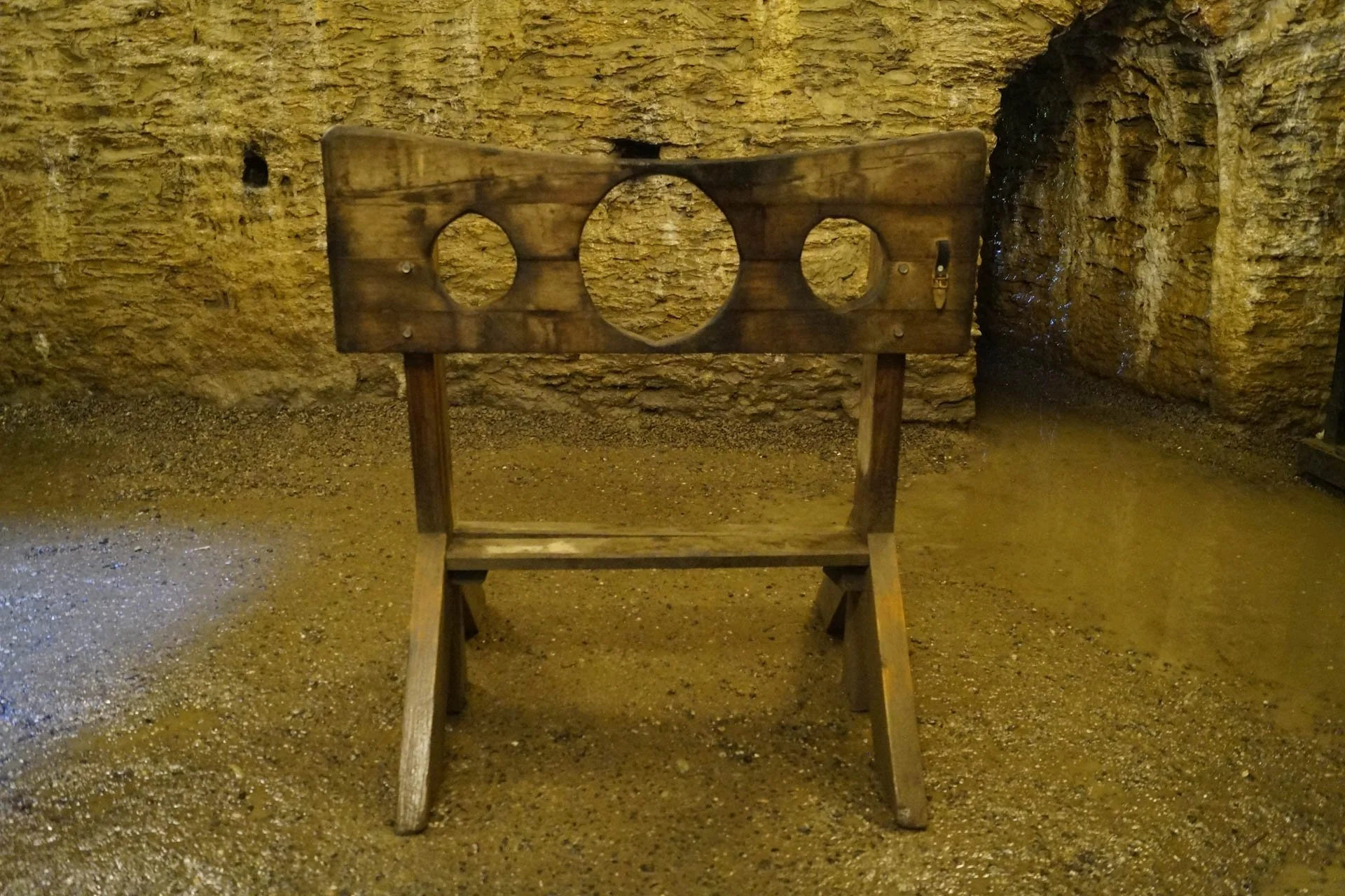 Chateau-Fort de Bouillon, Stocks