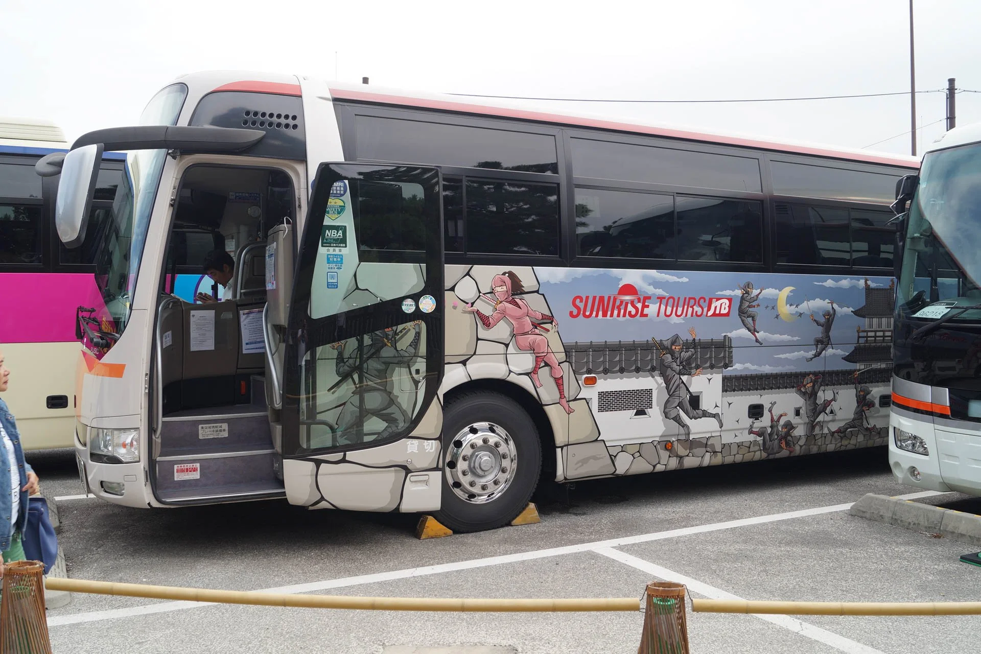 Kyoto - Bus with Ninjas painted on it