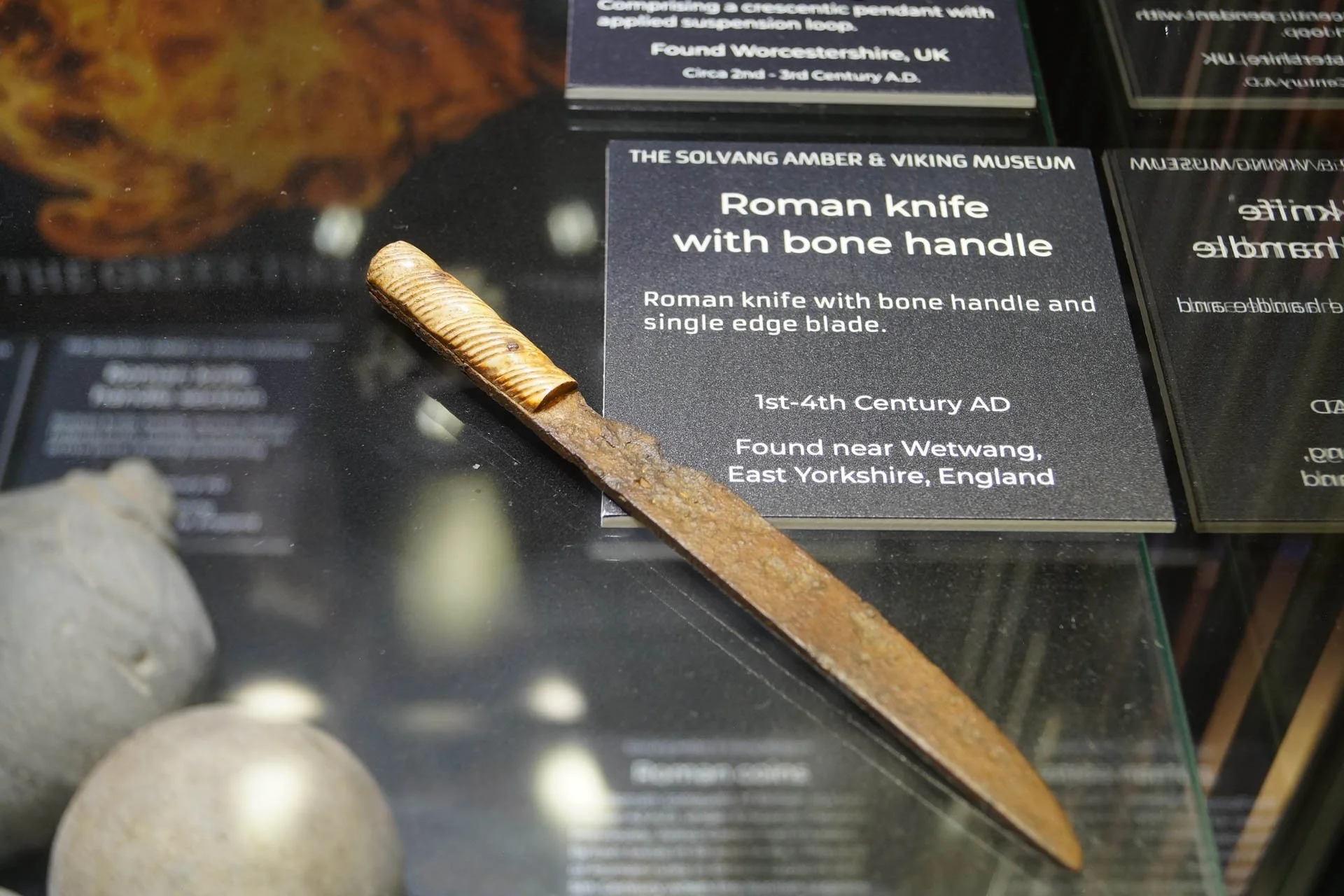 Solvang: Viking Museum - Roman Knife with bone handle